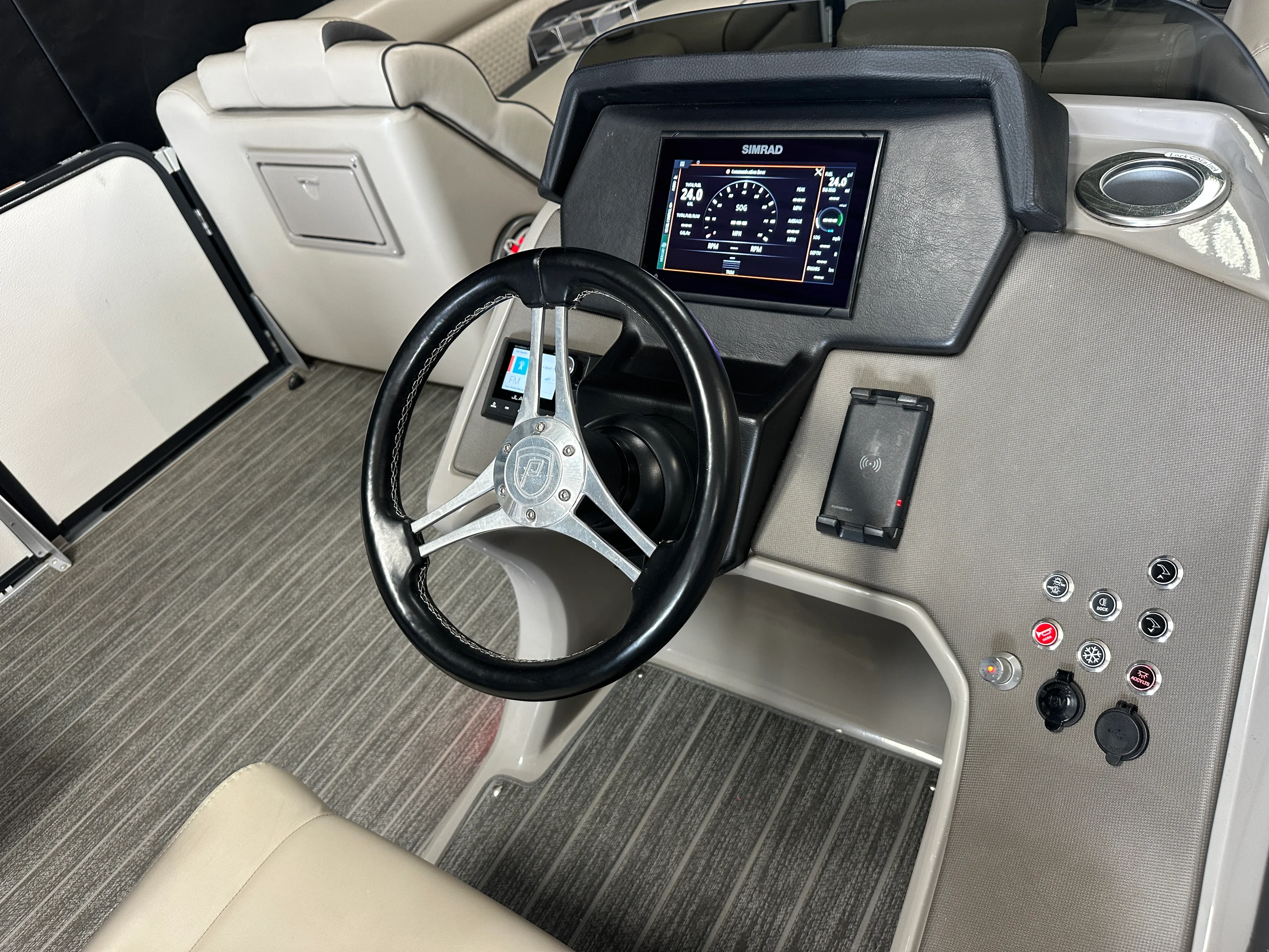 2022 Premier 250 Solaris Image Thumbnail #6