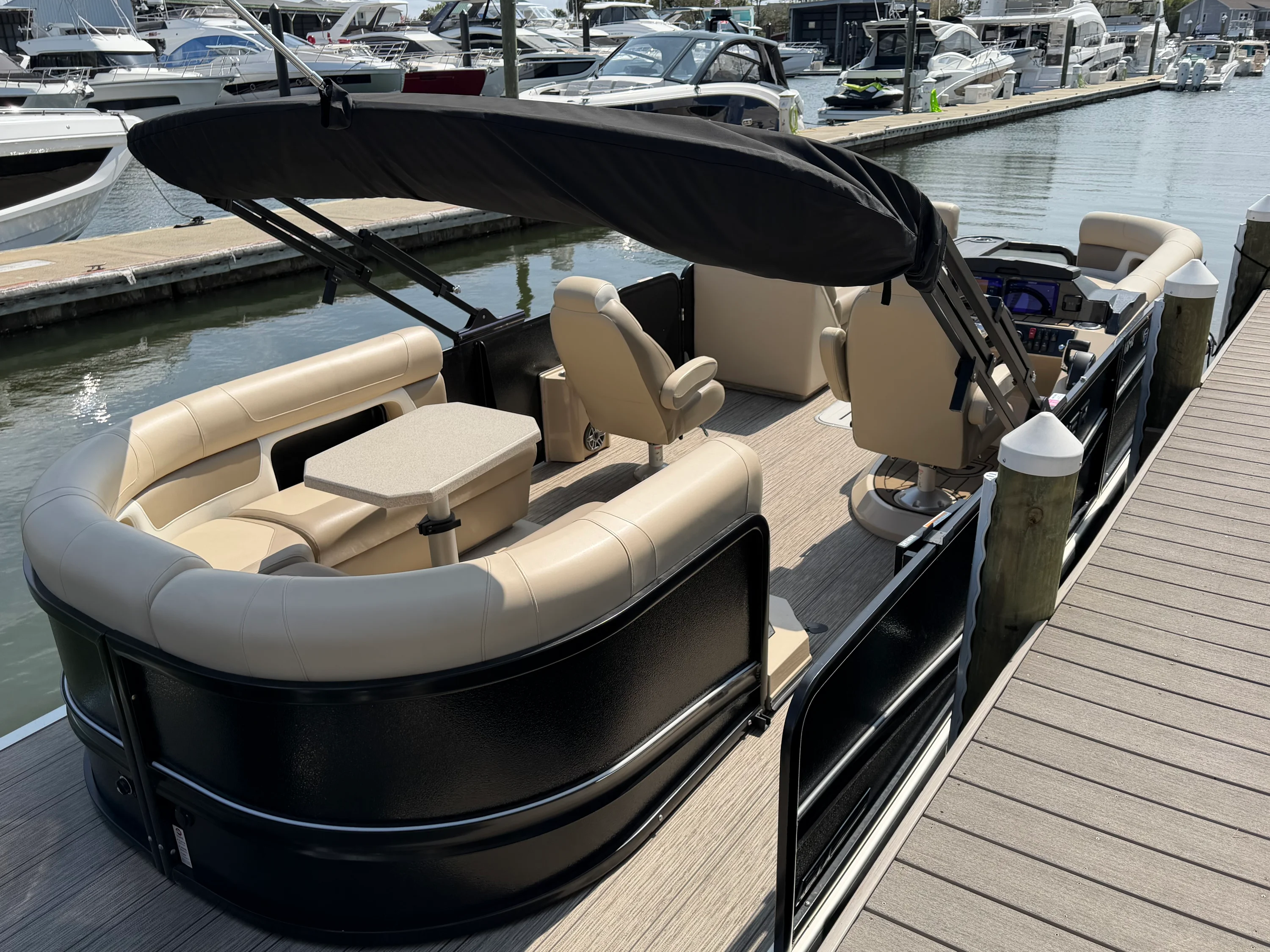 2025 Premier 250 SOLARIS REV Image Thumbnail #7