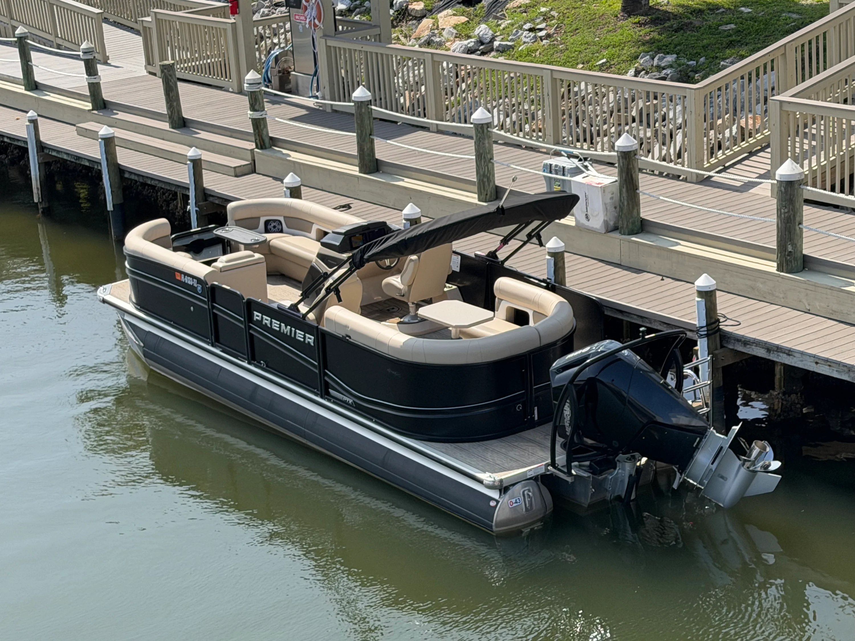 2025 Premier 250 SOLARIS REV Image Thumbnail #2