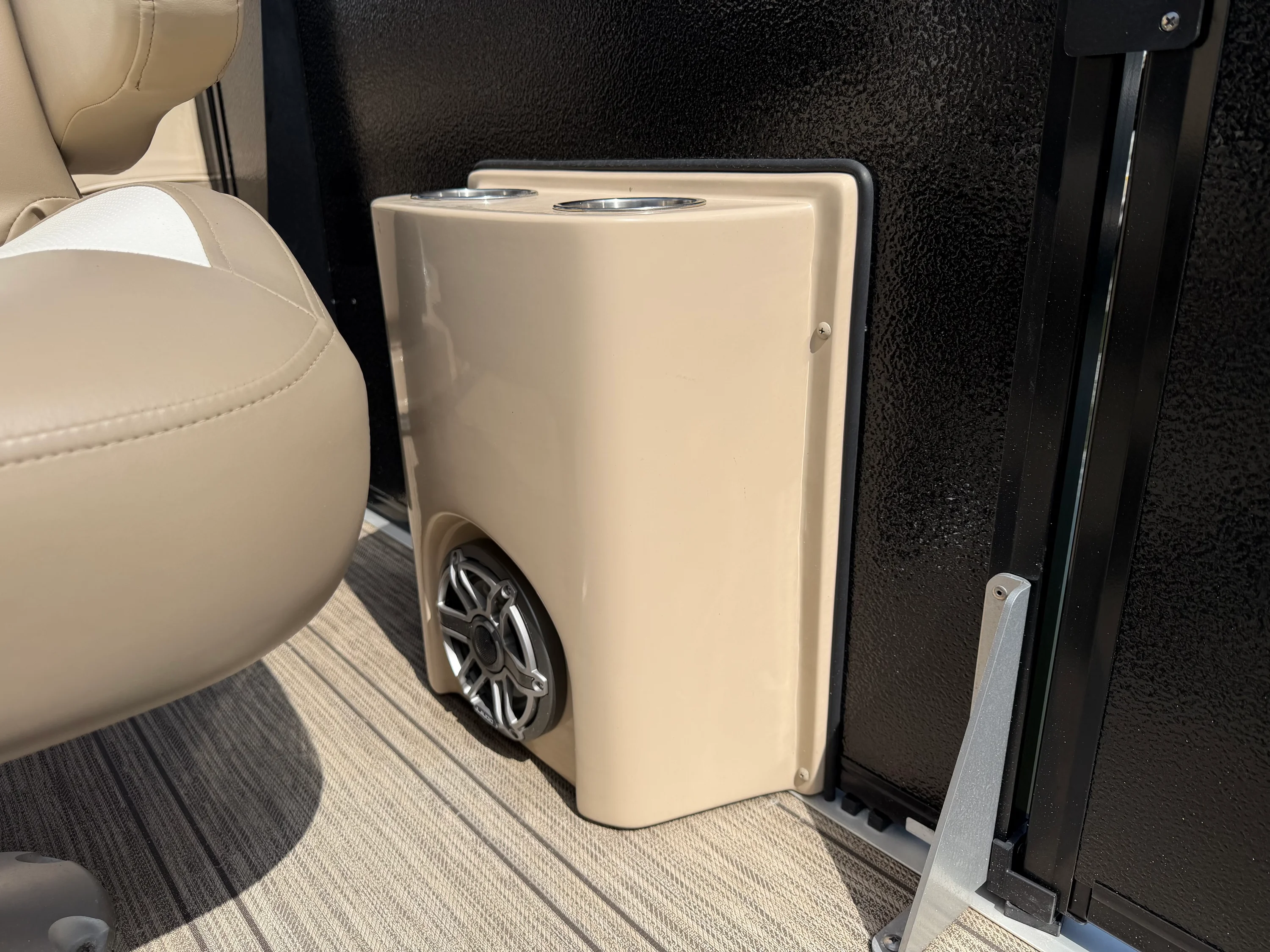 2025 Premier 250 SOLARIS REV Image Thumbnail #16