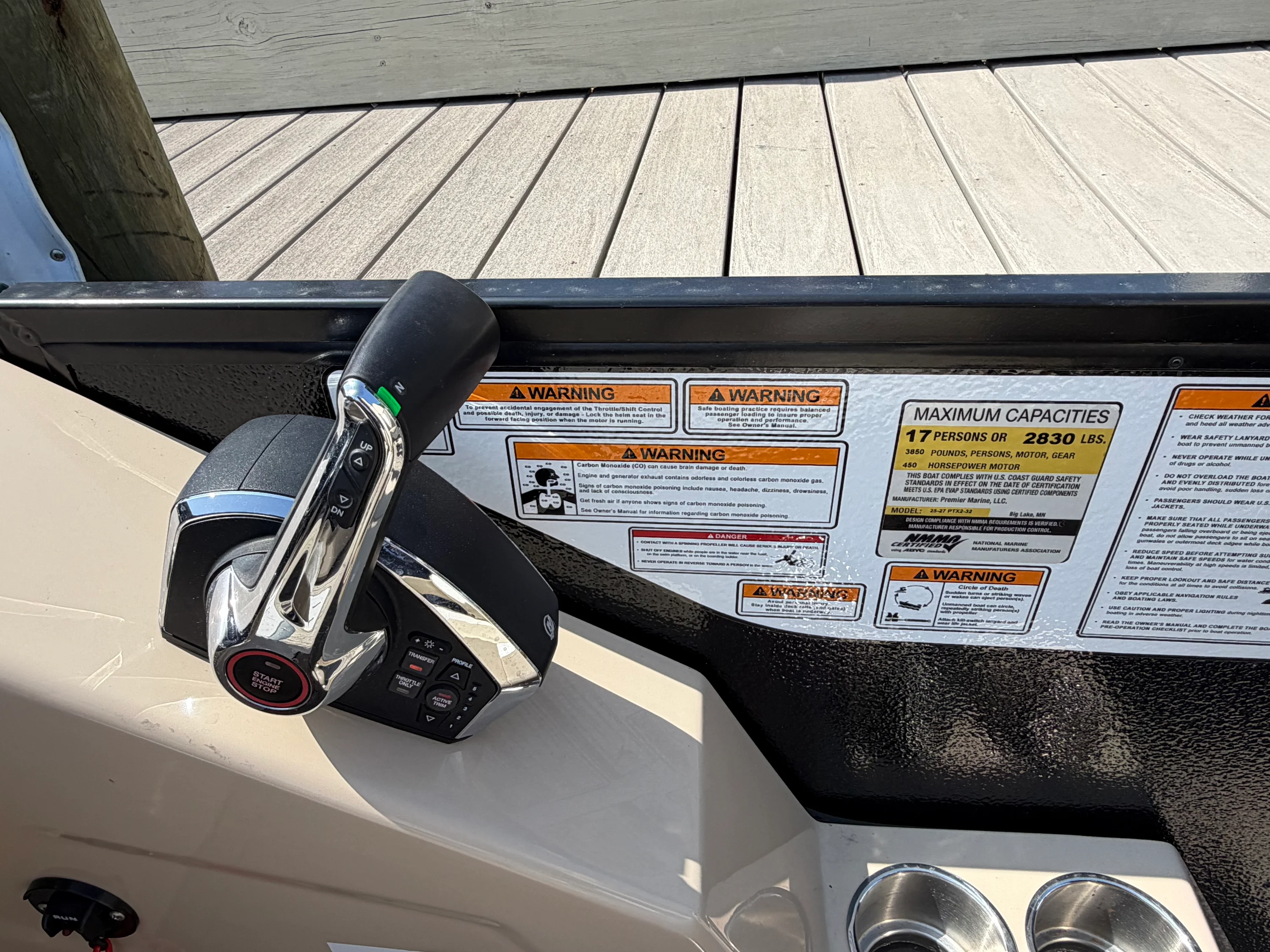 2025 Premier 250 SOLARIS REV Image Thumbnail #22