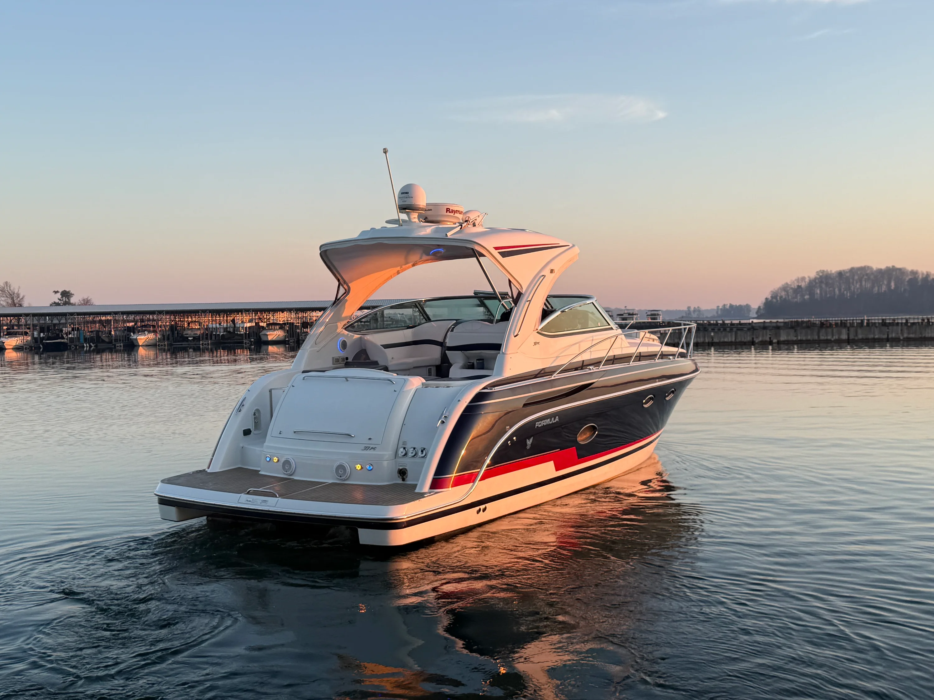 2015 Formula 37 PC Image Thumbnail #16