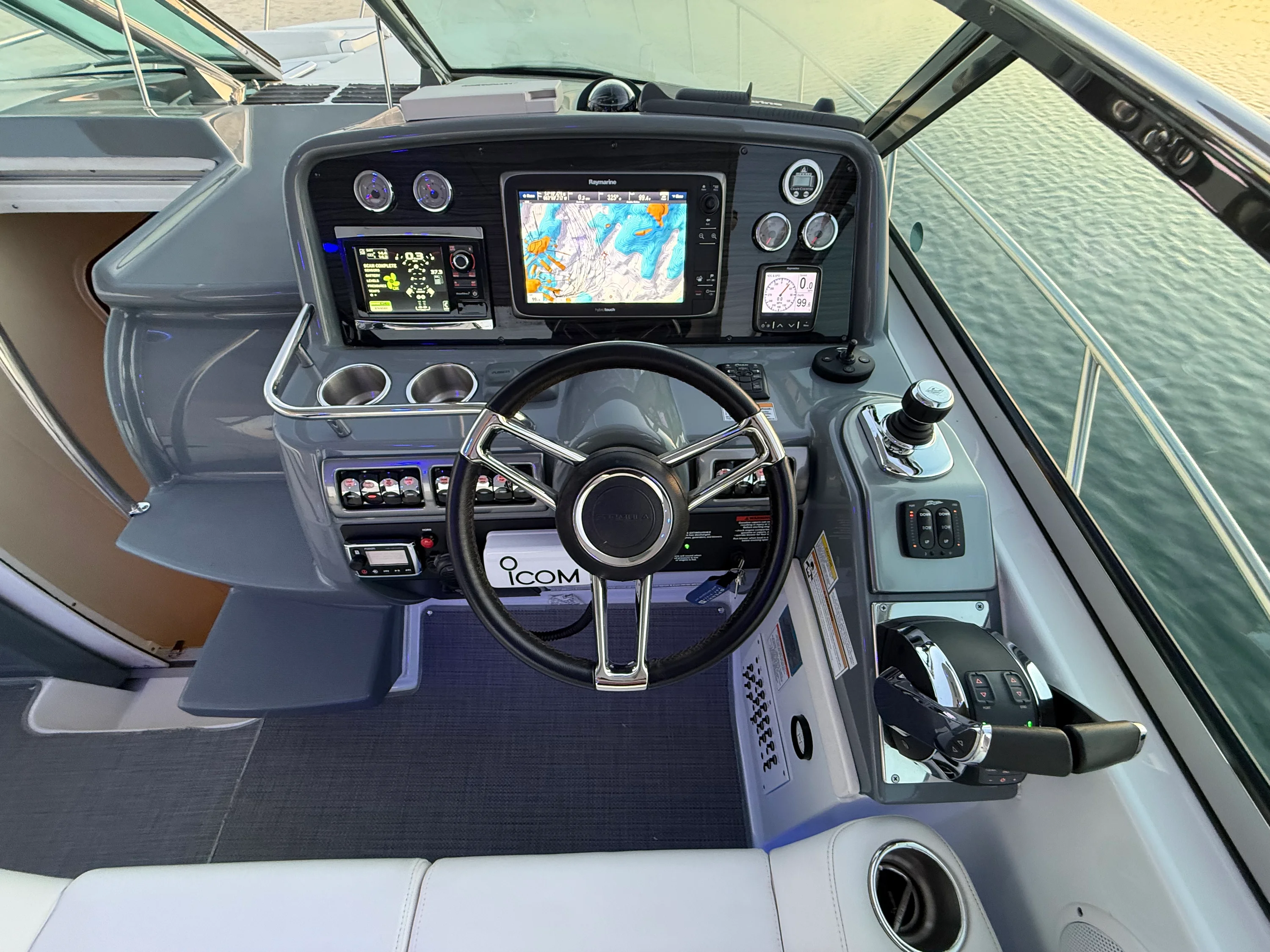 2015 Formula 37 PC Image Thumbnail #46