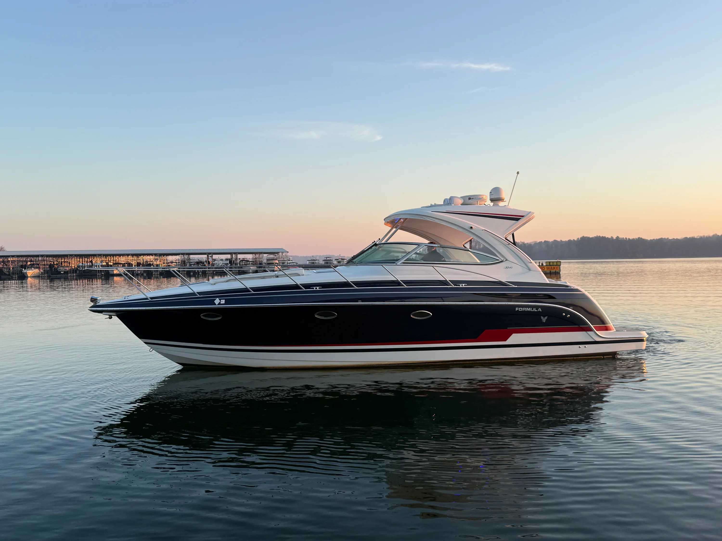 2015 Formula 37 PC Image Thumbnail #0