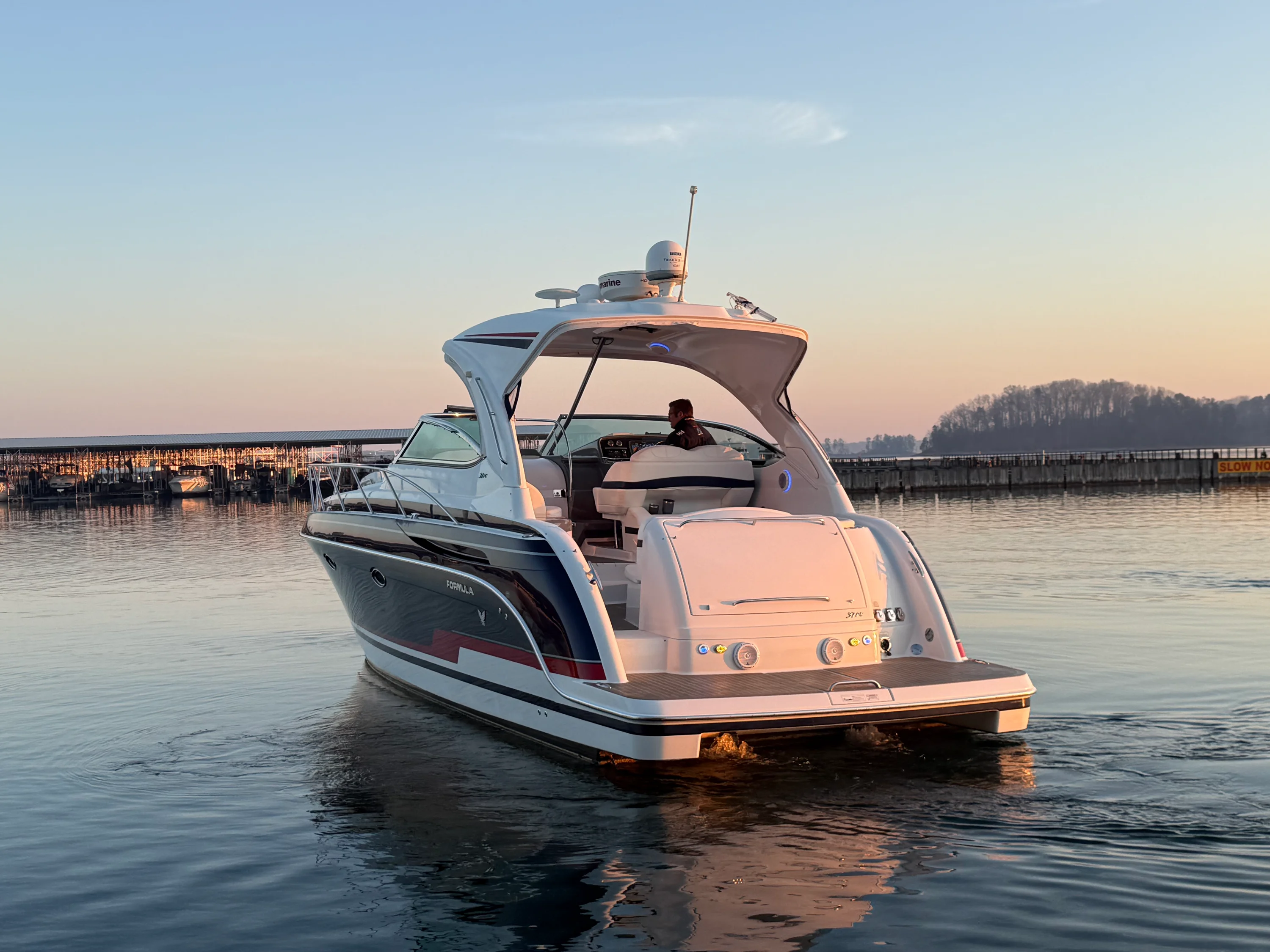 2015 Formula 37 PC Image Thumbnail #22