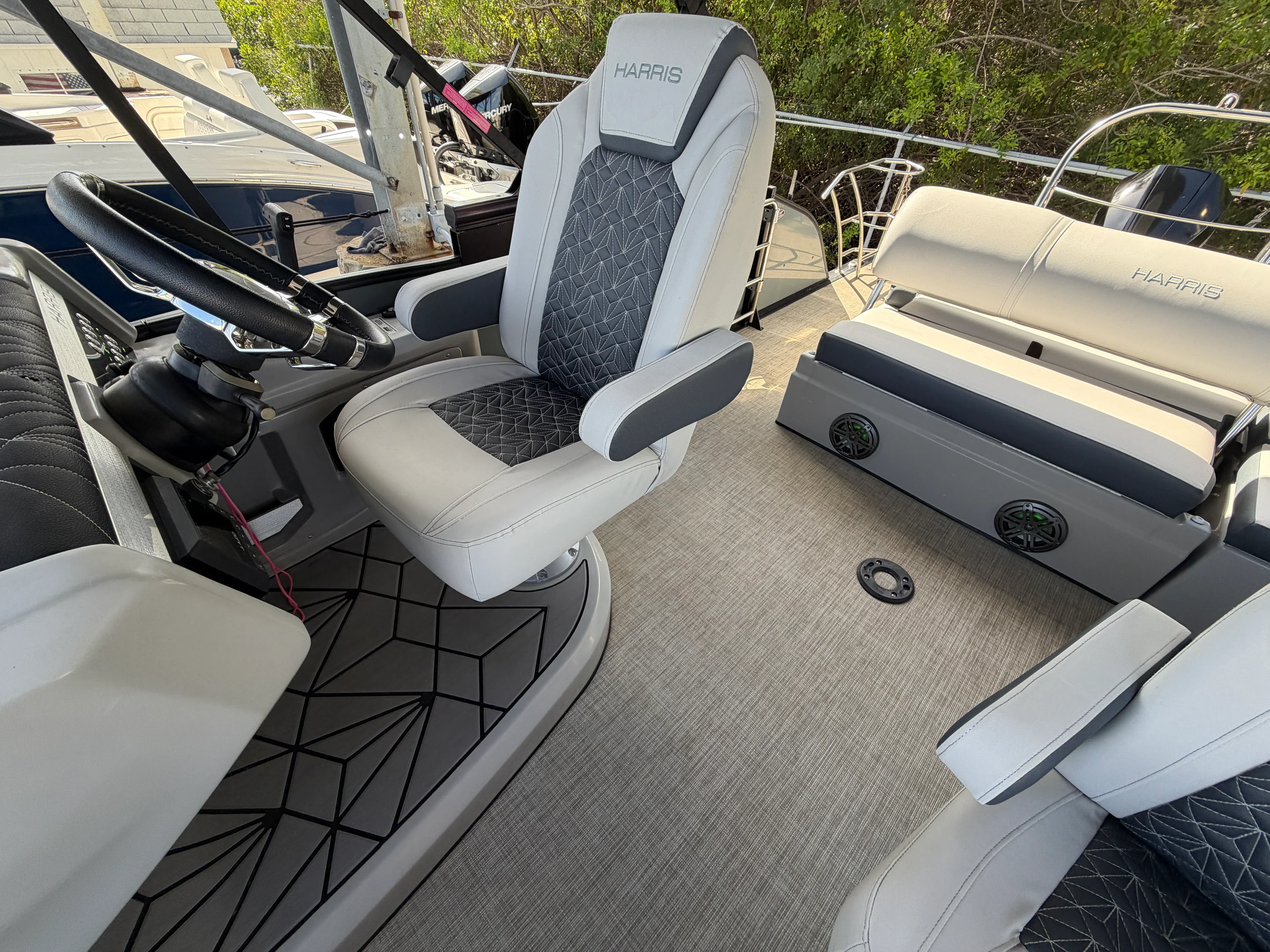 2022 Harris 230 GM Image Thumbnail #19