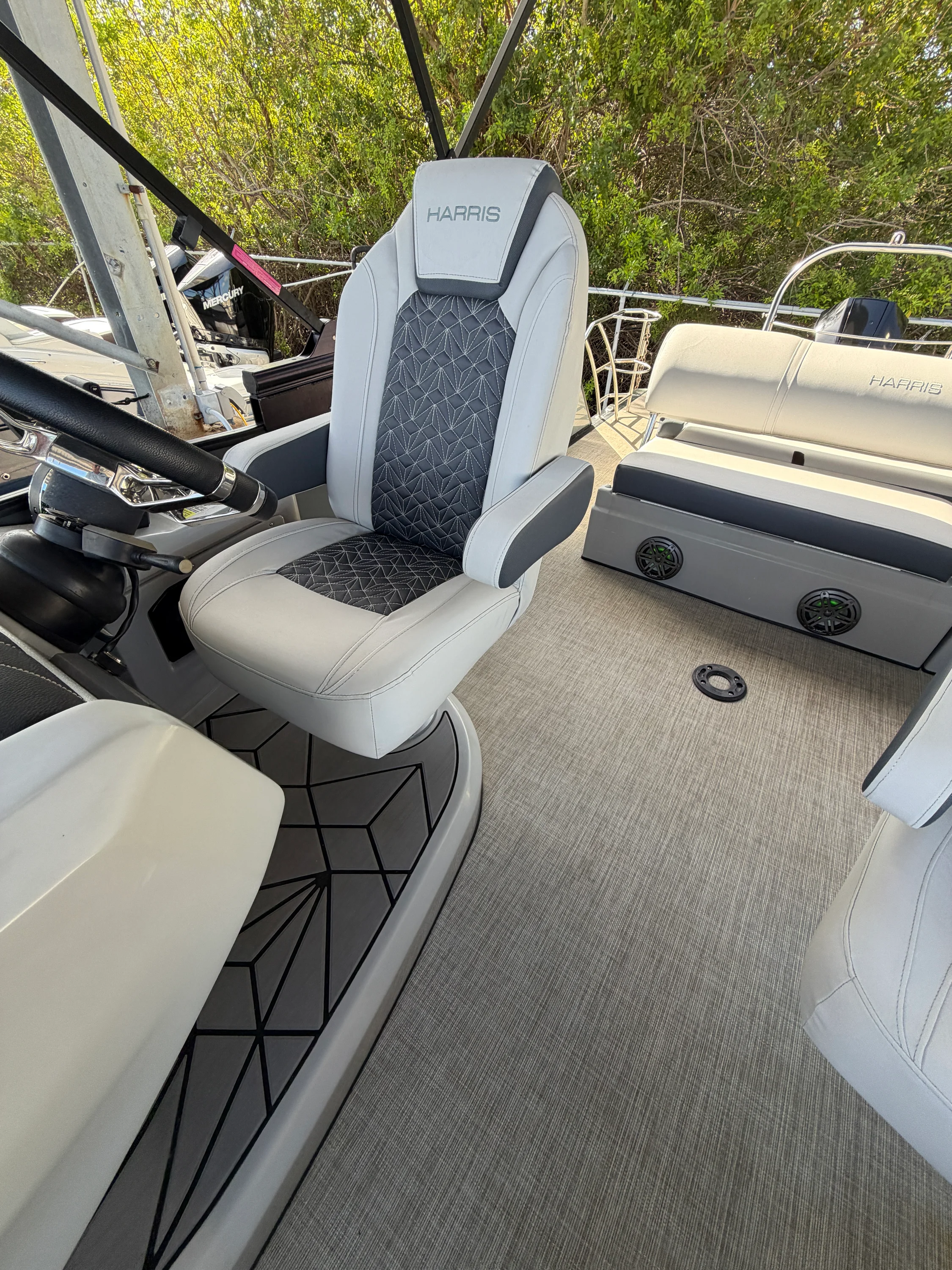 2022 Harris 230 GM Image Thumbnail #18