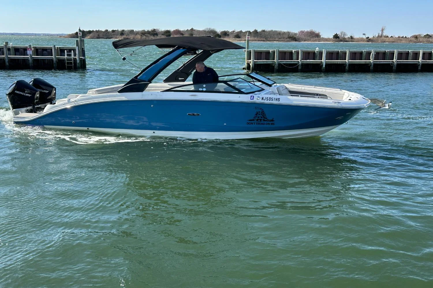 2023 Sea Ray SDX 290 Outboard Image Thumbnail #7