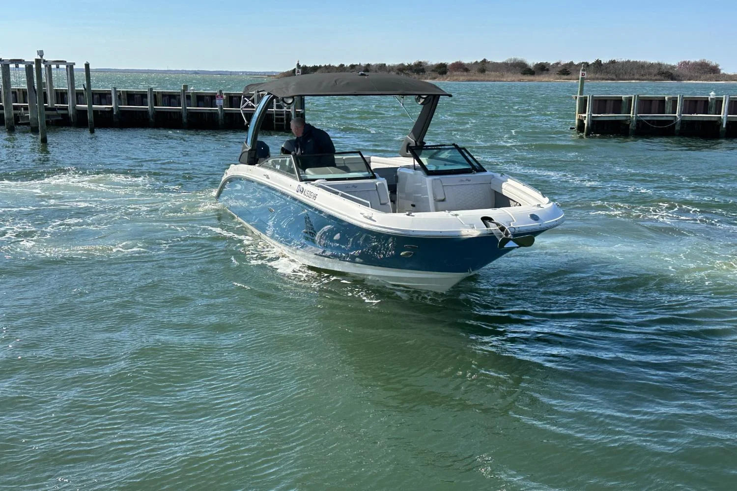 2023 Sea Ray SDX 290 Outboard Image Thumbnail #5