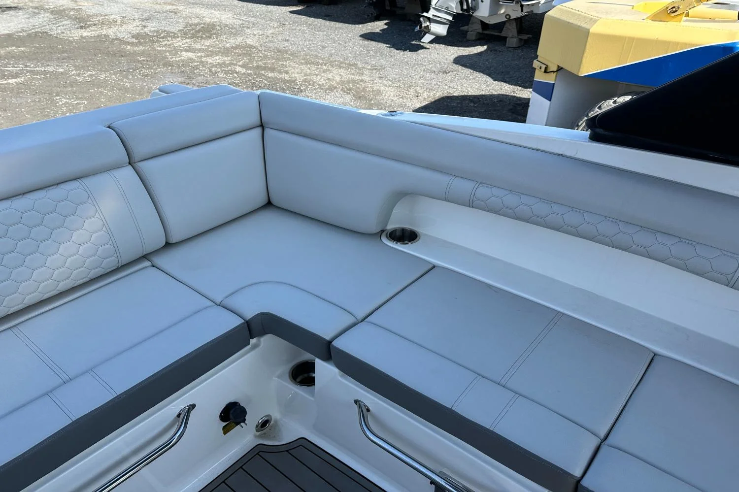 2023 Sea Ray SDX 290 Outboard Image Thumbnail #36