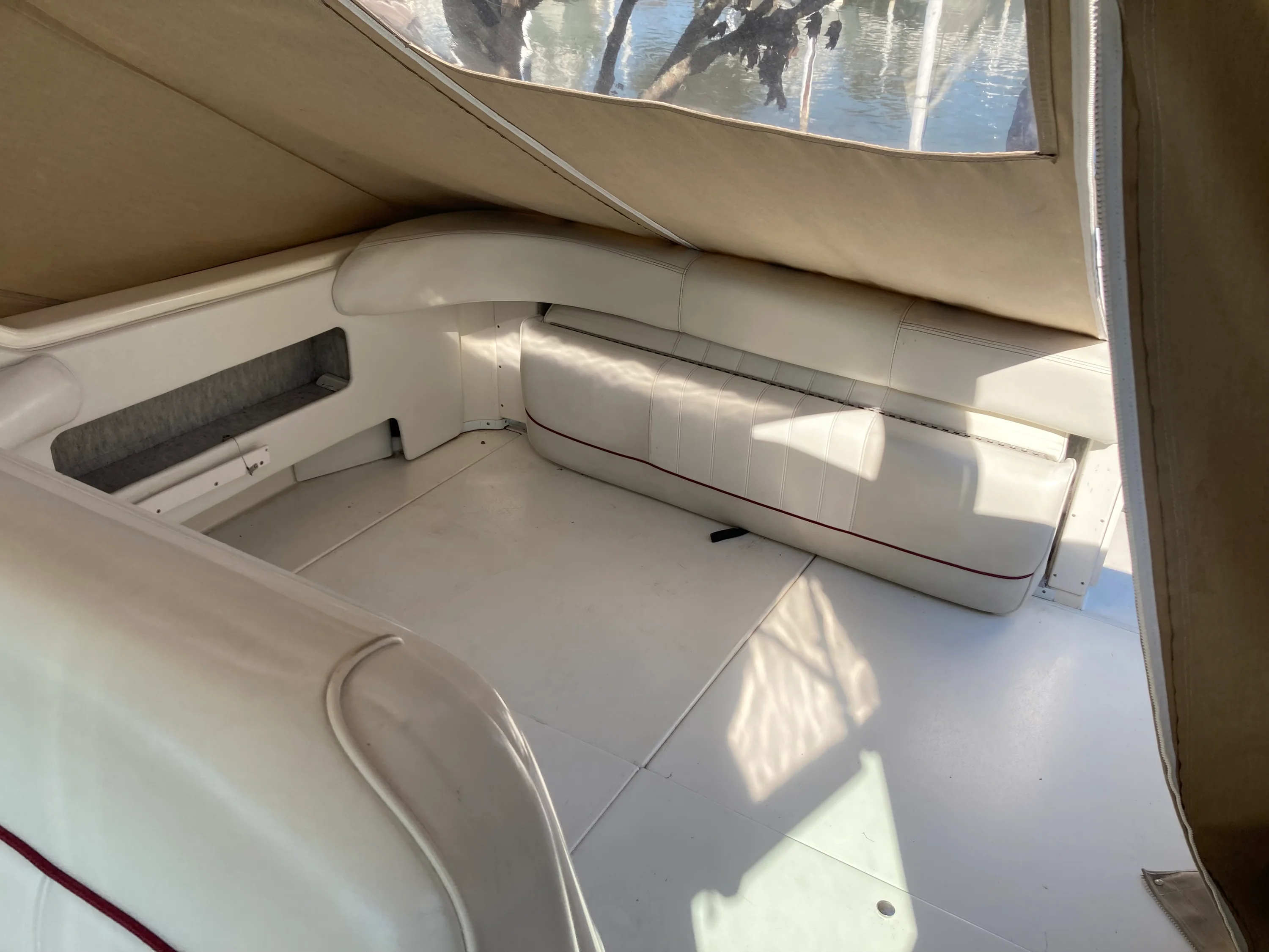 1995 Sea Ray 300 SUNDANCER Image Thumbnail #17
