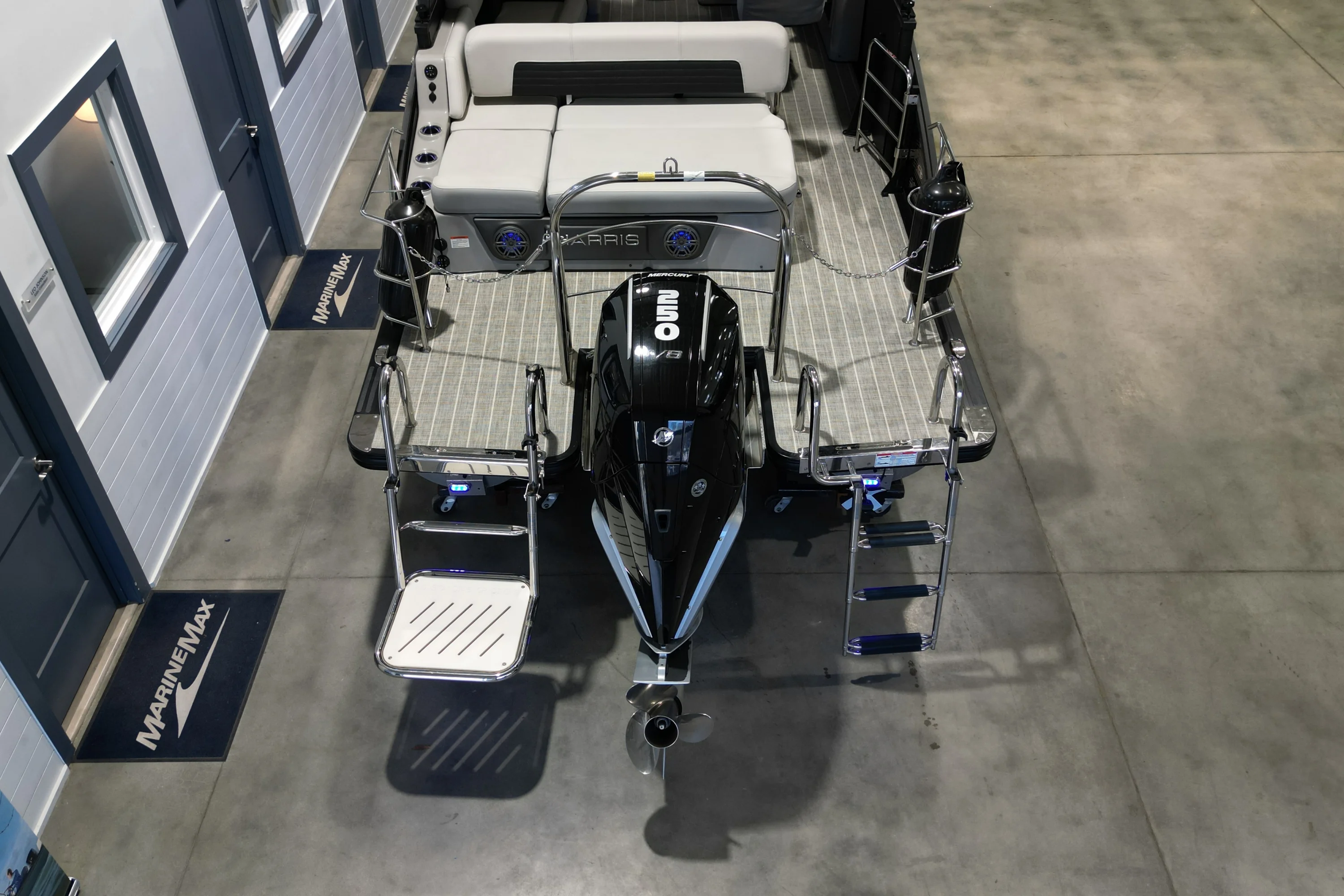 2023 Harris Solstice 230 Image Thumbnail #4