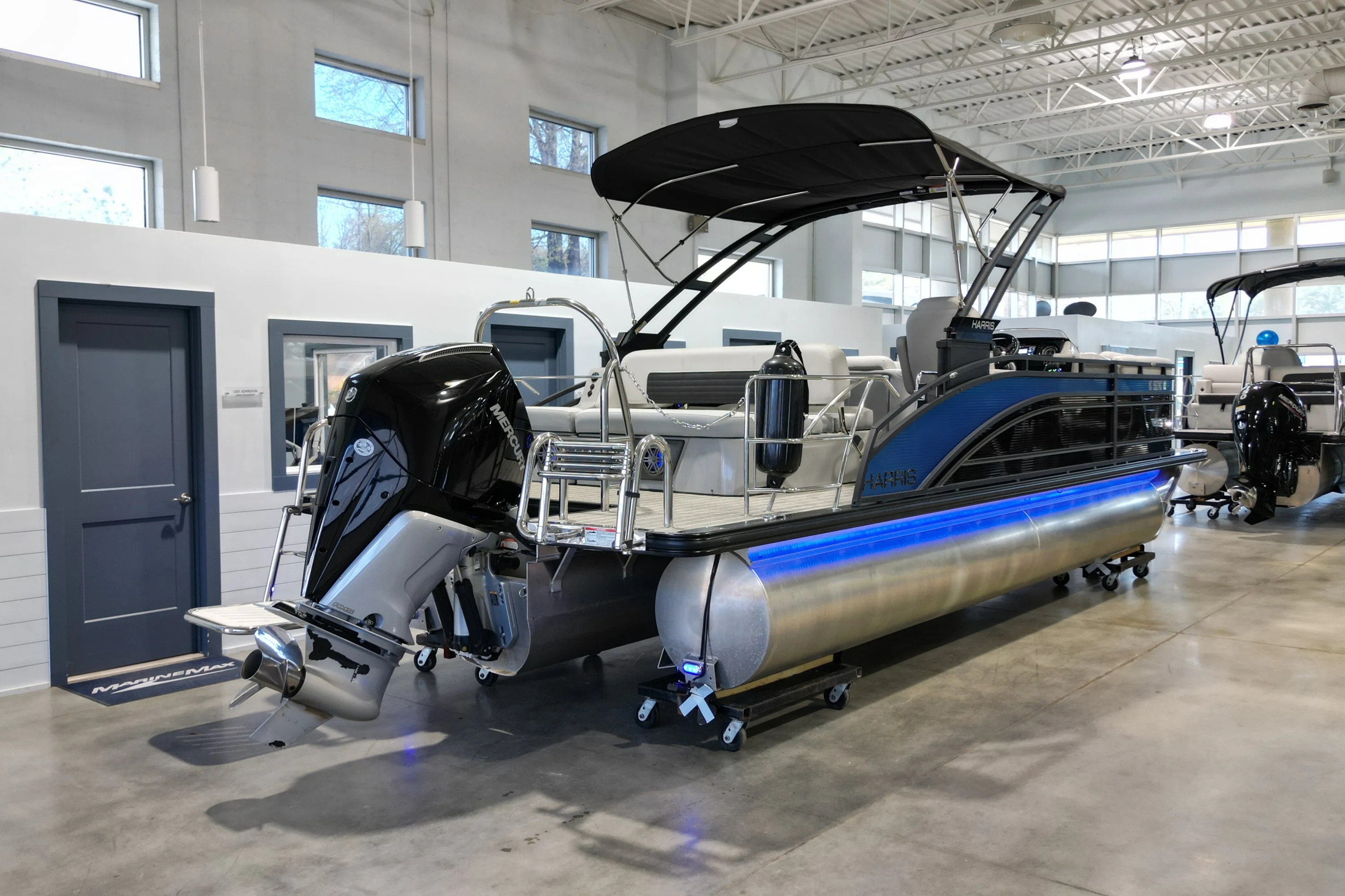 2023 Harris Solstice 230 Image Thumbnail #3