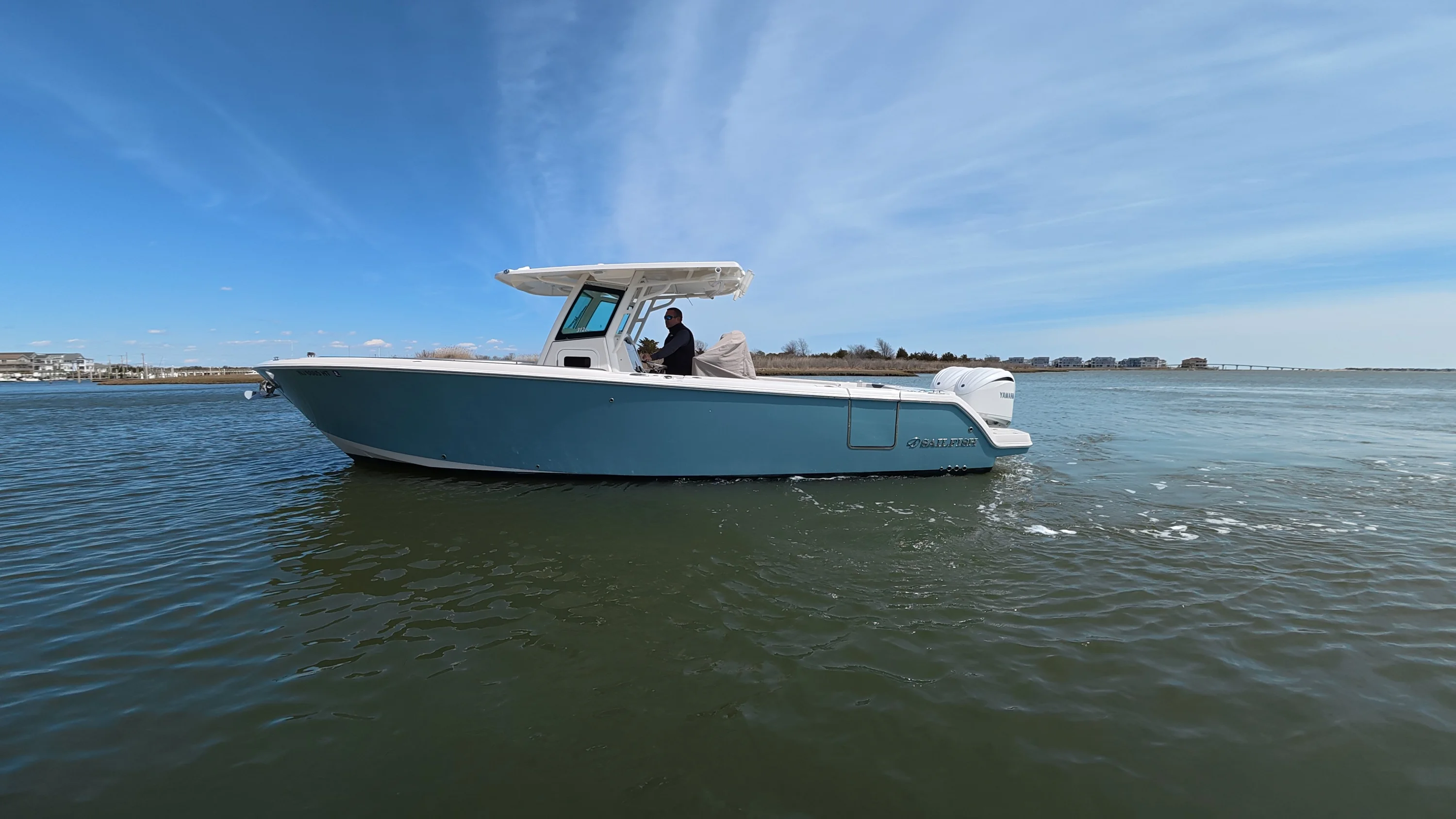 2024 Sailfish 312 CC Image Thumbnail #3