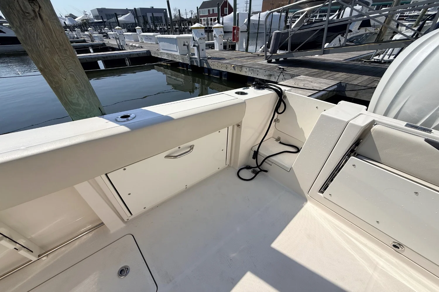 2024 Sailfish 312 CC Image Thumbnail #13