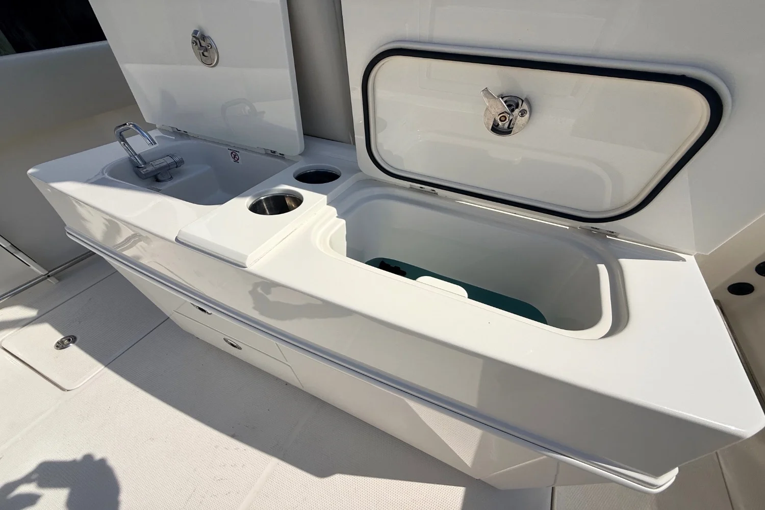 2024 Sailfish 312 CC Image Thumbnail #15