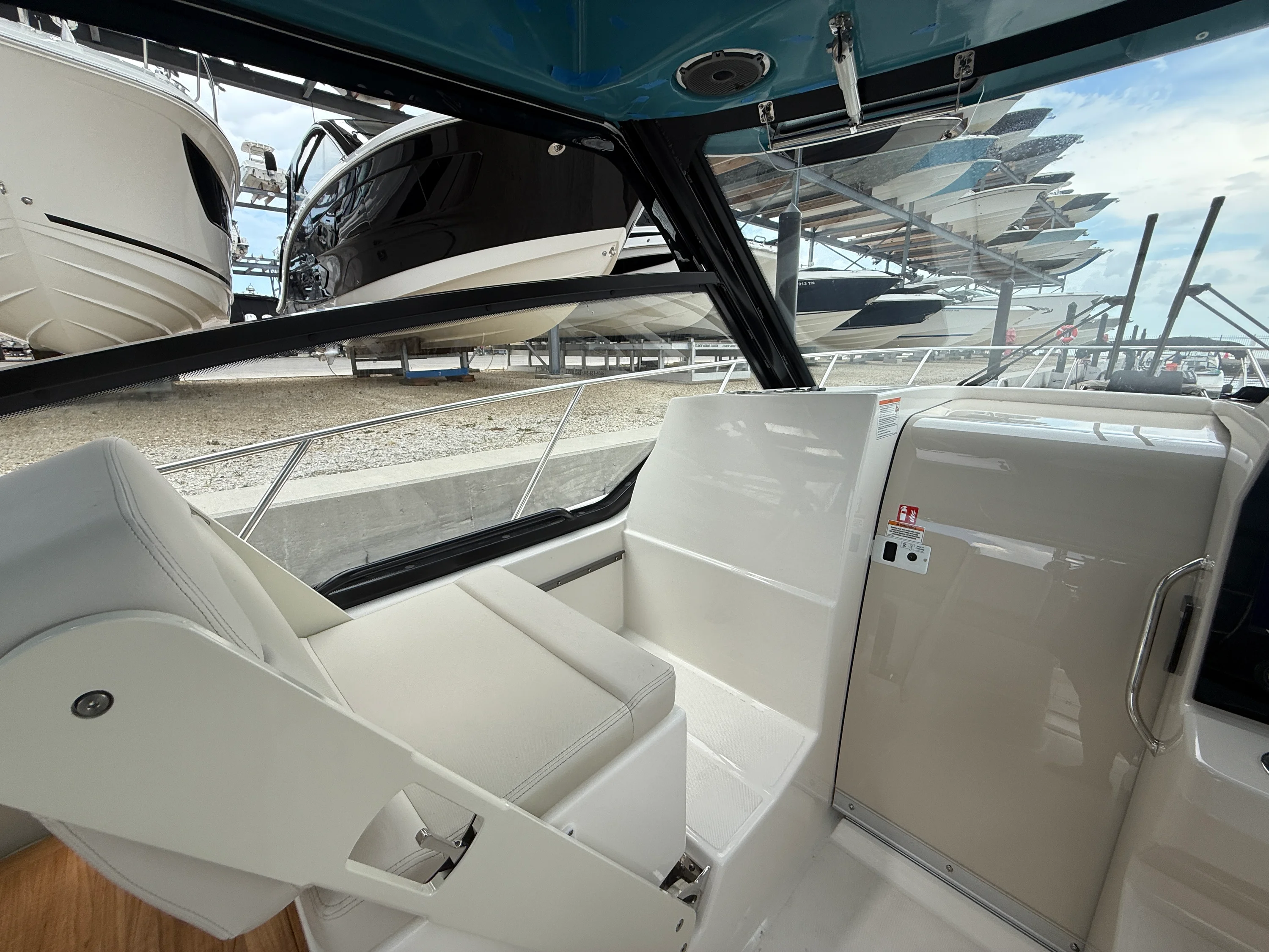 2027 Boston Whaler 325 Conquest Image Thumbnail #19