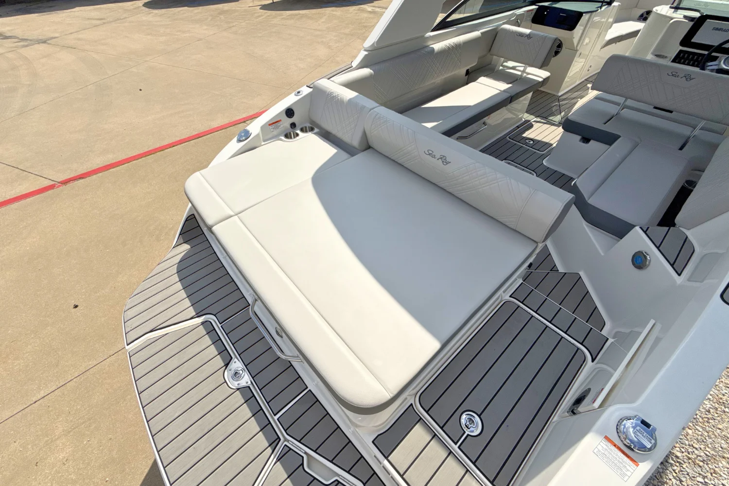 2026 Sea Ray SDX 270 Image Thumbnail #4