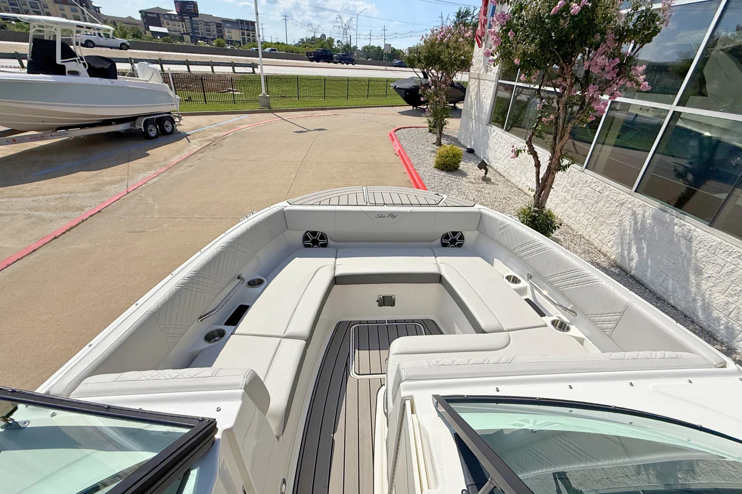 2026 Sea Ray SDX 270 Image Thumbnail #24