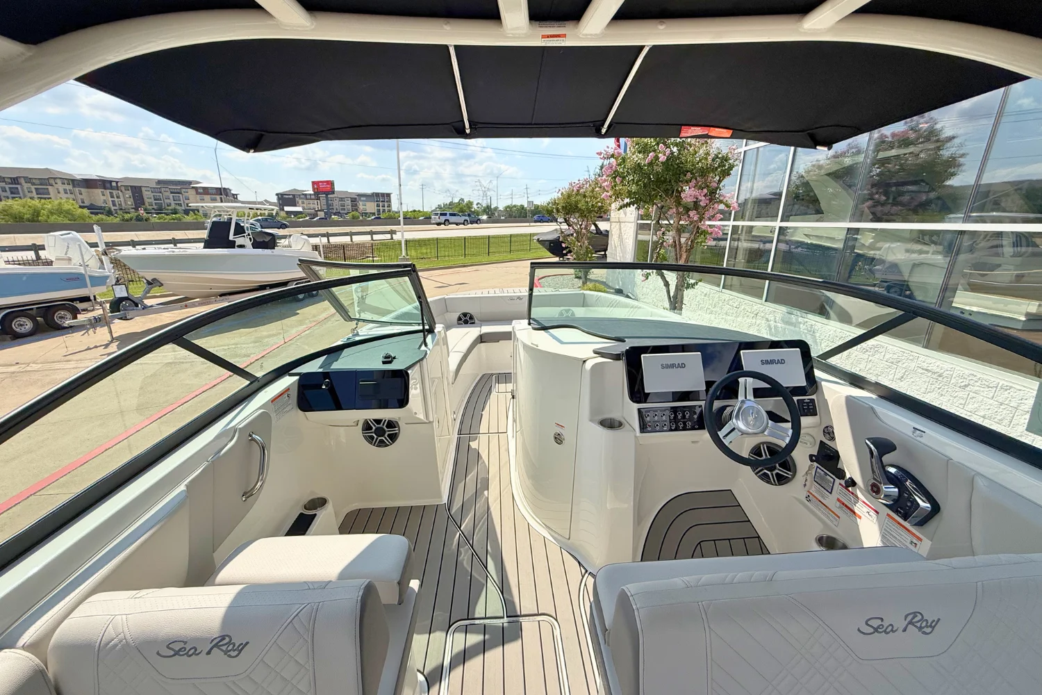 2026 Sea Ray SDX 270 Image Thumbnail #16