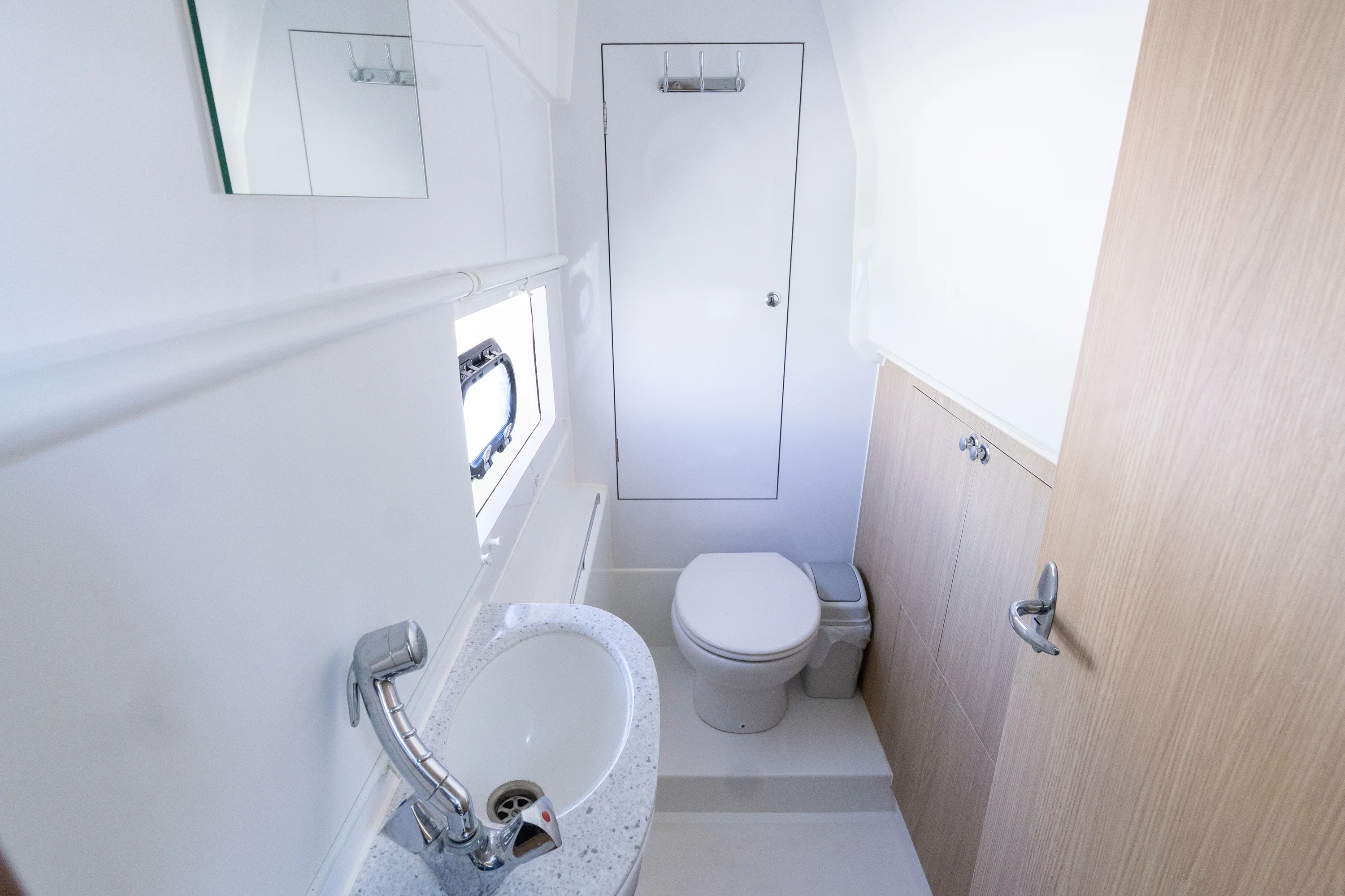 2019 Aquila 36 SPORT Image Thumbnail #25