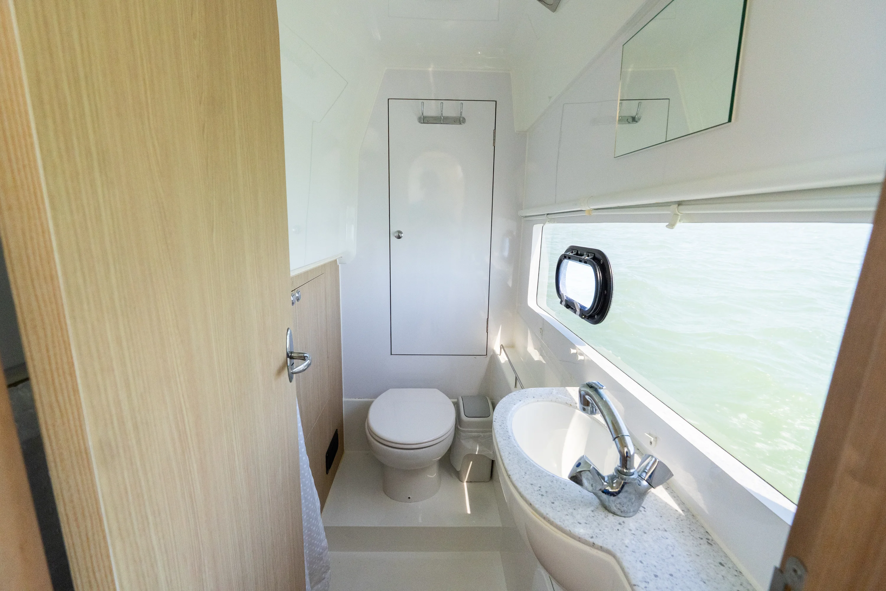 2019 Aquila 36 SPORT Image Thumbnail #28