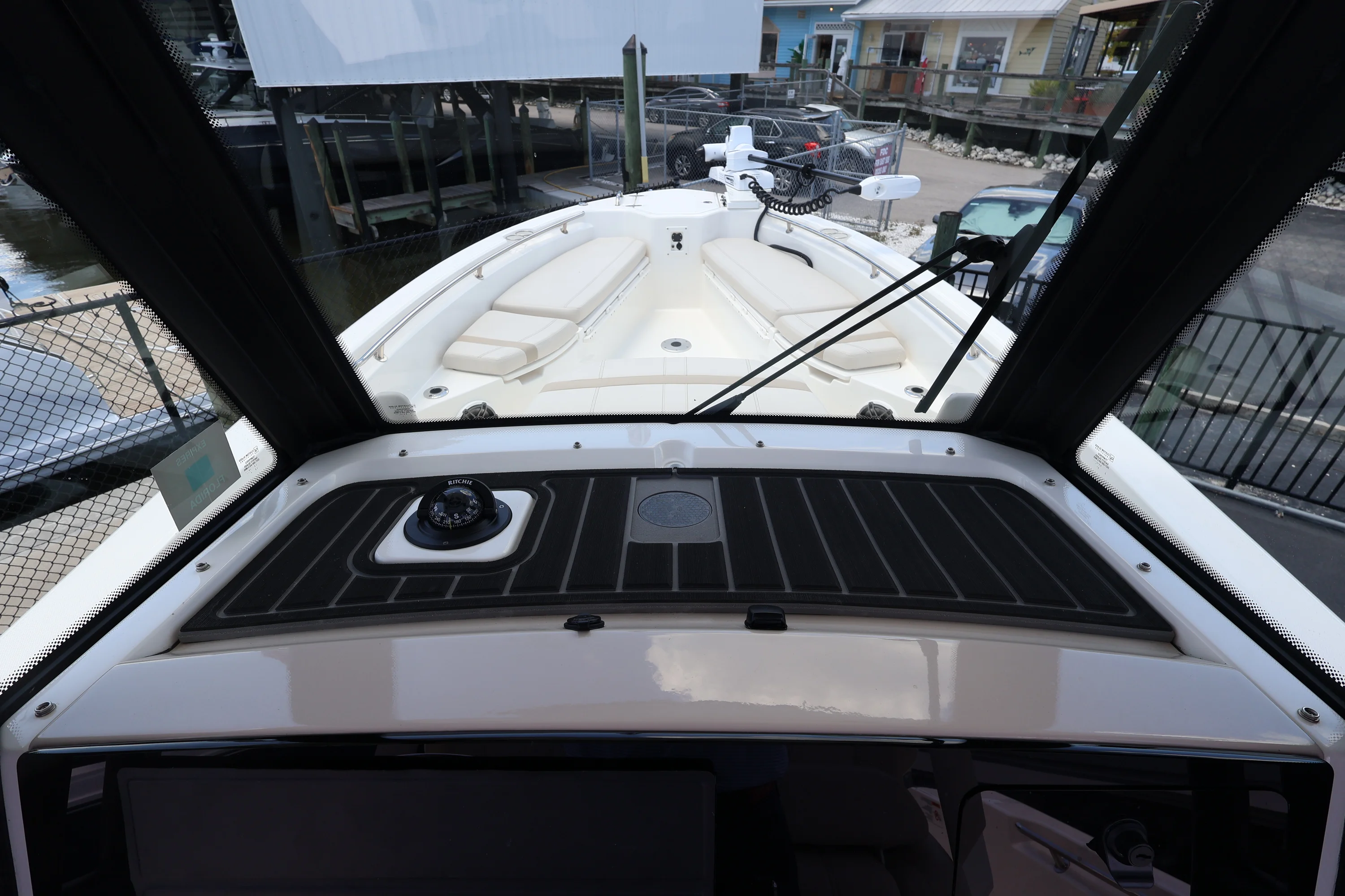 2025 Boston Whaler 280 Dauntless Image Thumbnail #19