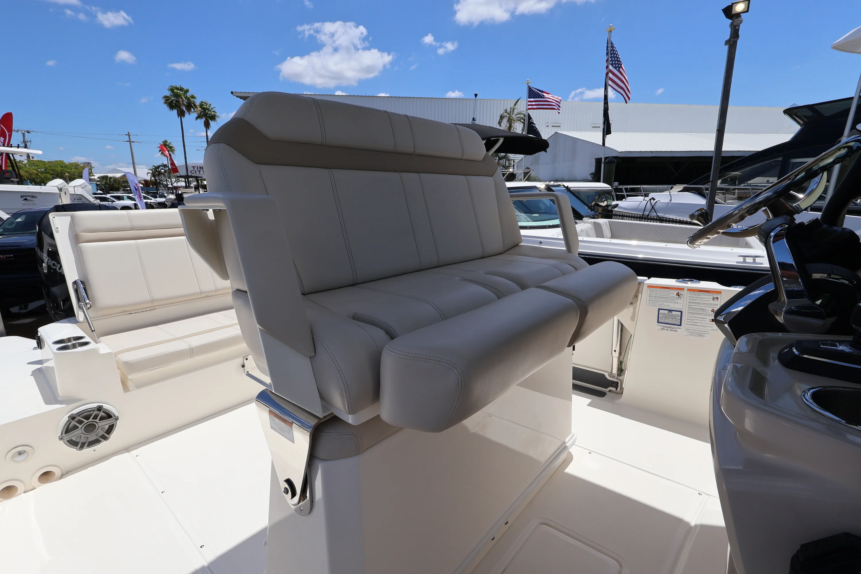 2025 Boston Whaler 280 Dauntless Image Thumbnail #14