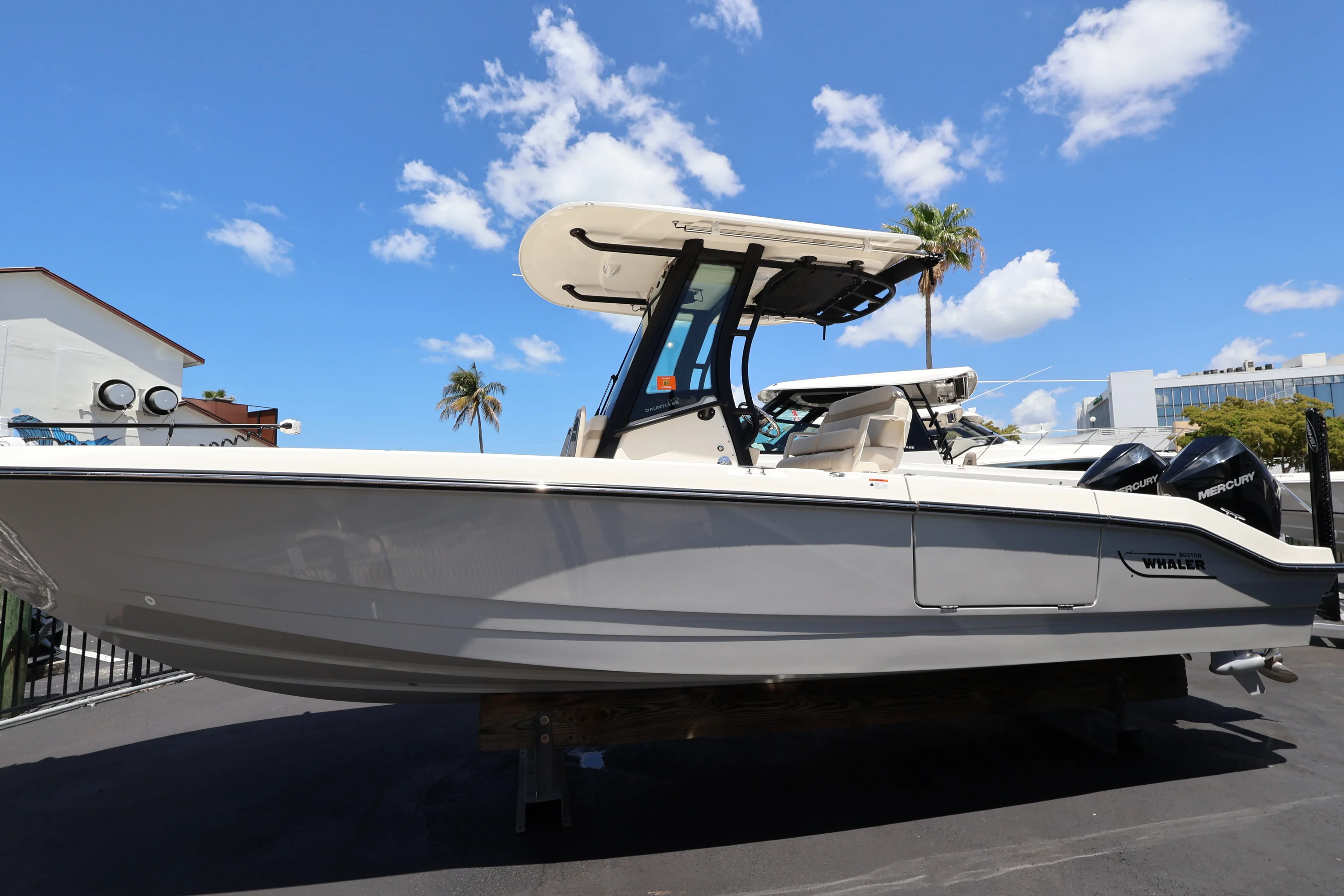 2025 Boston Whaler 280 Dauntless Image Thumbnail #5