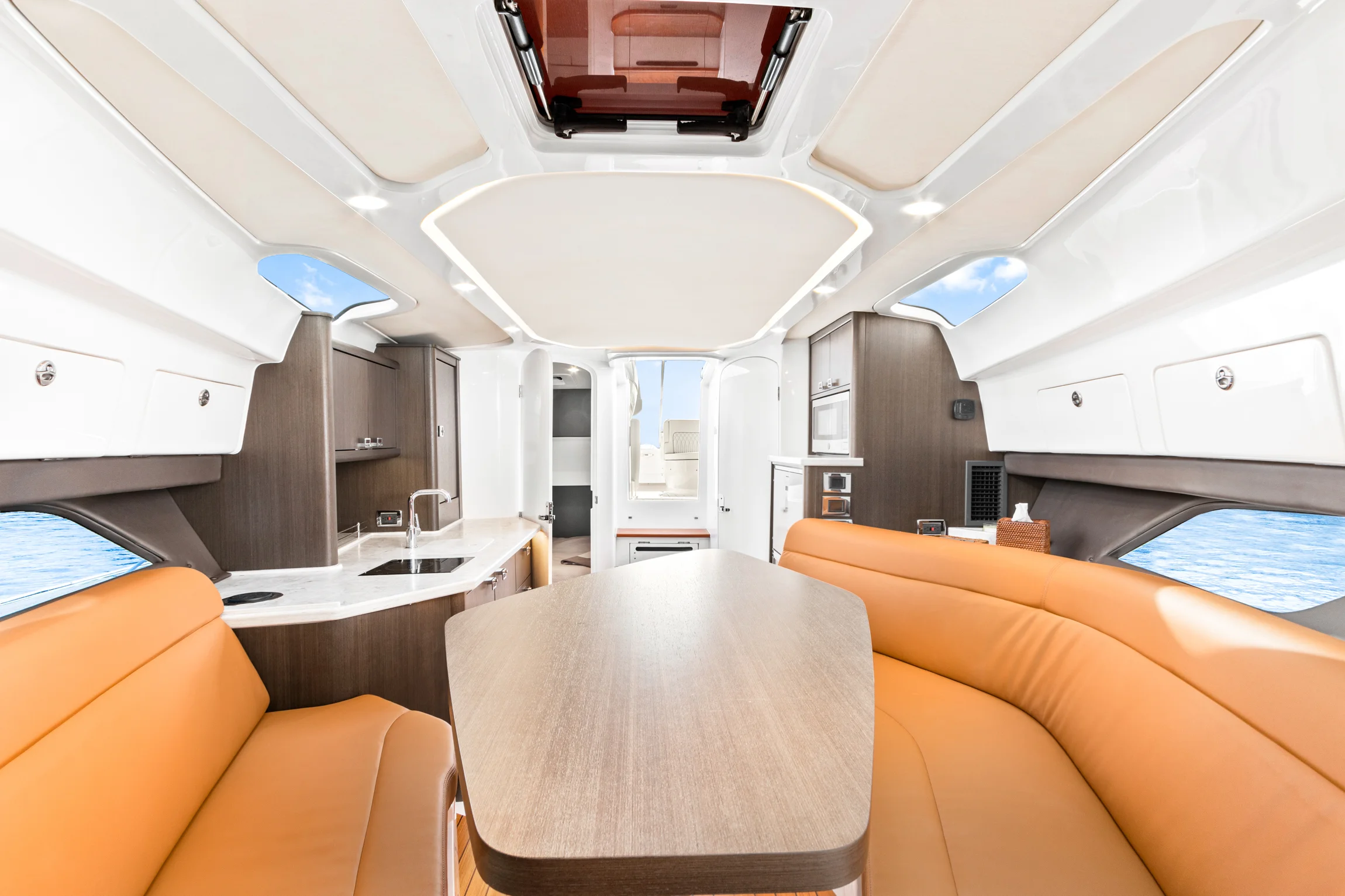 2021 Intrepid 438 EVOLUTION Image Thumbnail #7