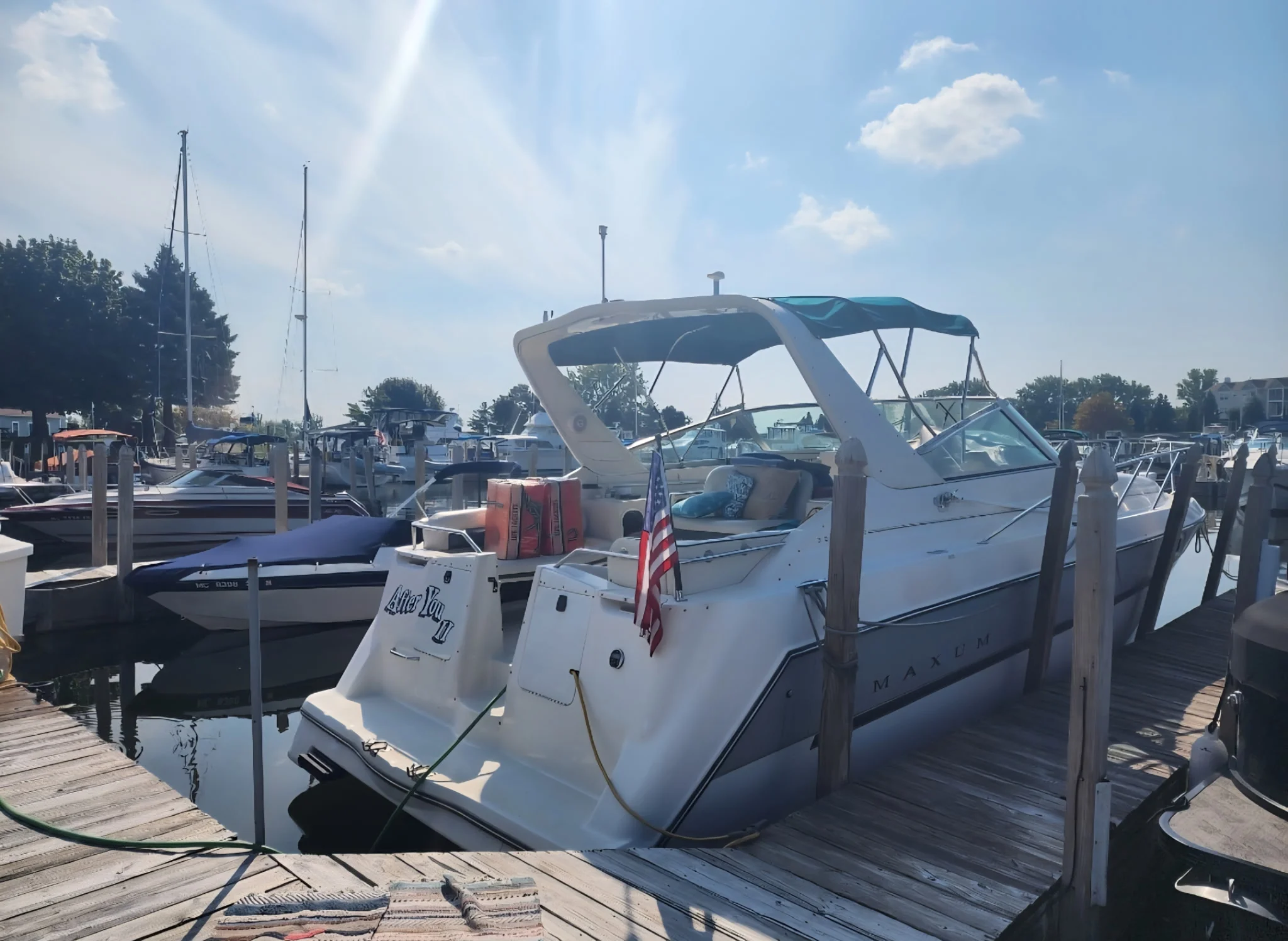 1995 Maxum 3200 SCR Image Thumbnail #2