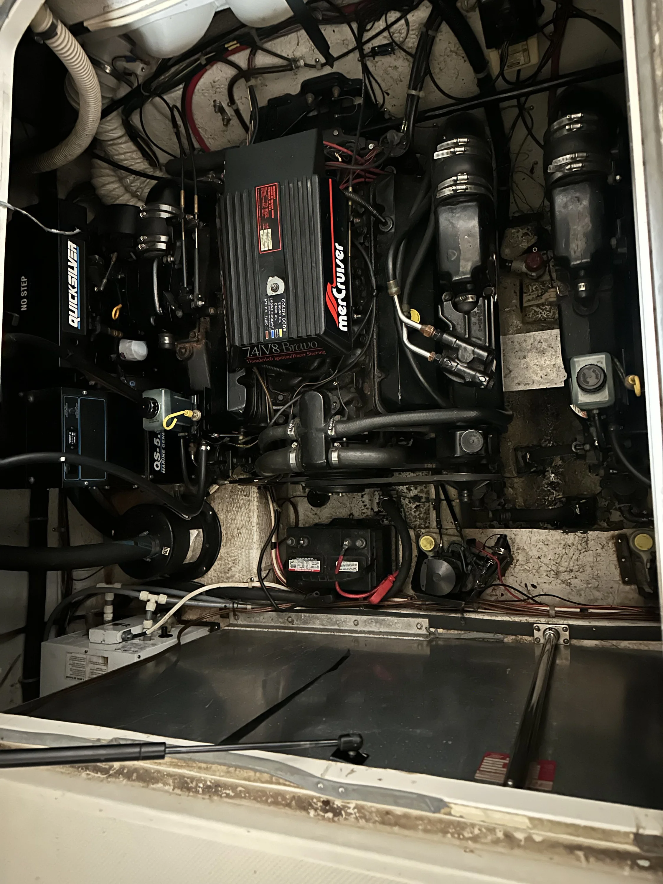 1995 Maxum 3200 SCR Image Thumbnail #23