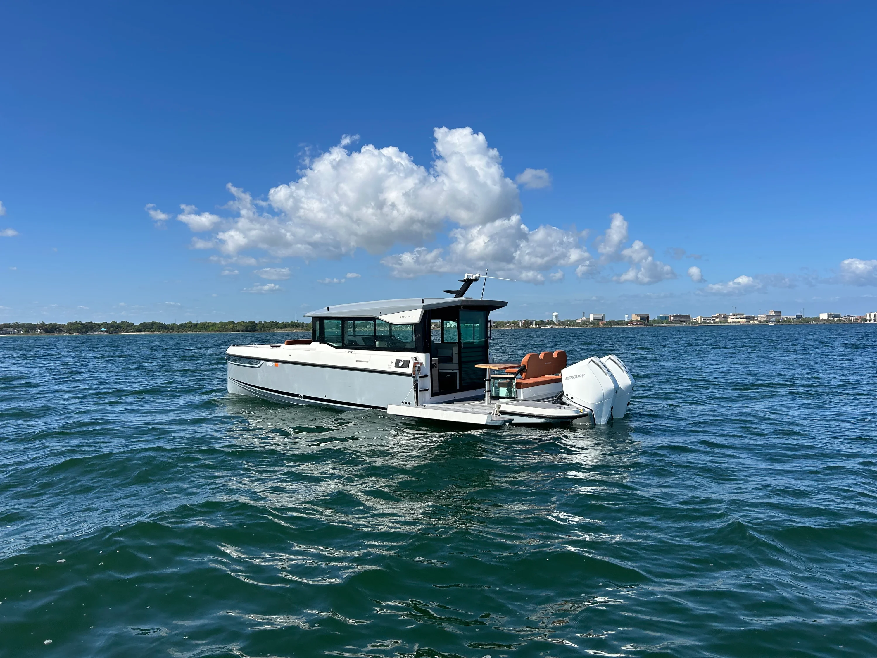 2025 Saxdor 320 GTC Image Thumbnail #4