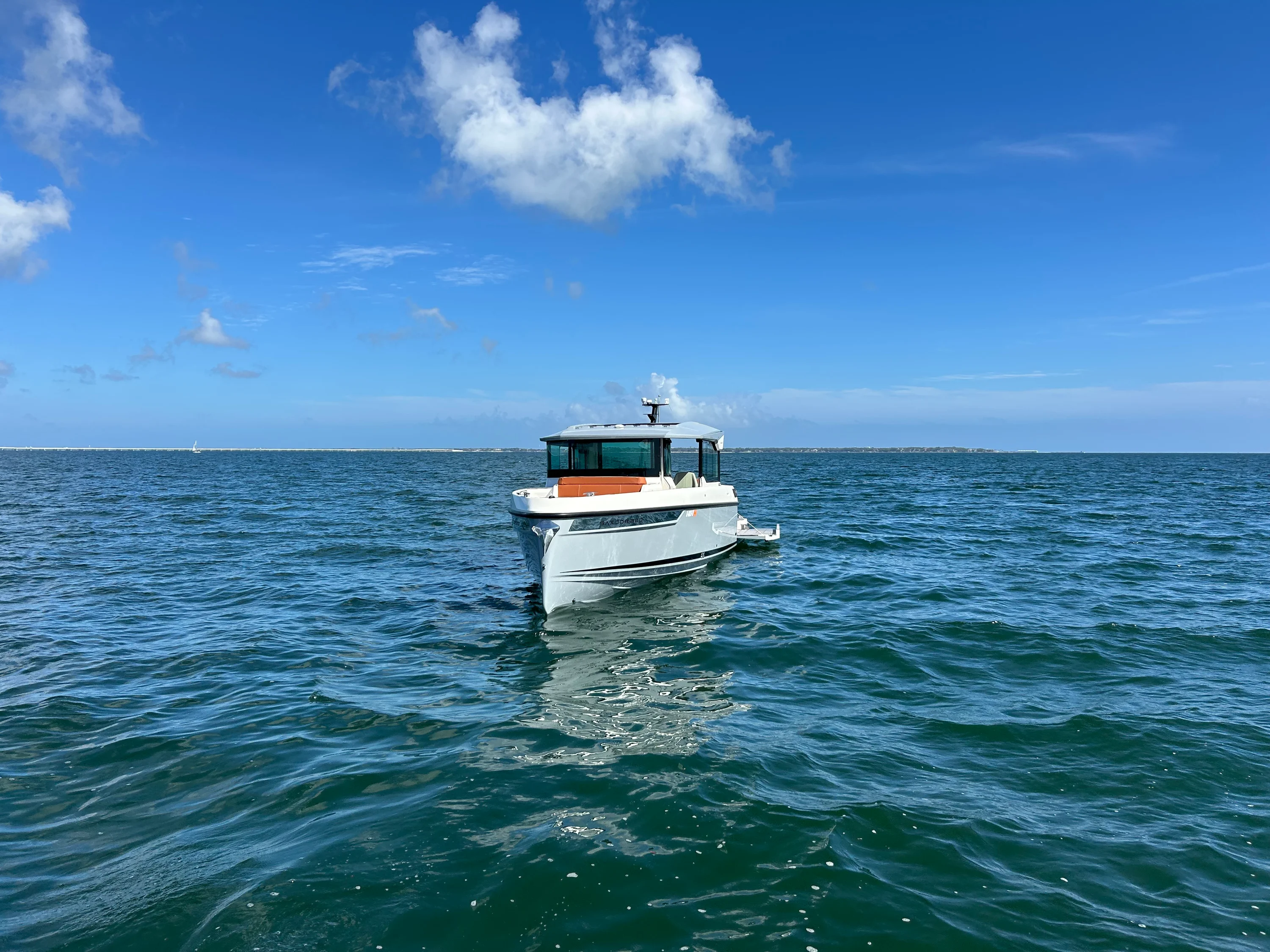 2025 Saxdor 320 GTC Image Thumbnail #11