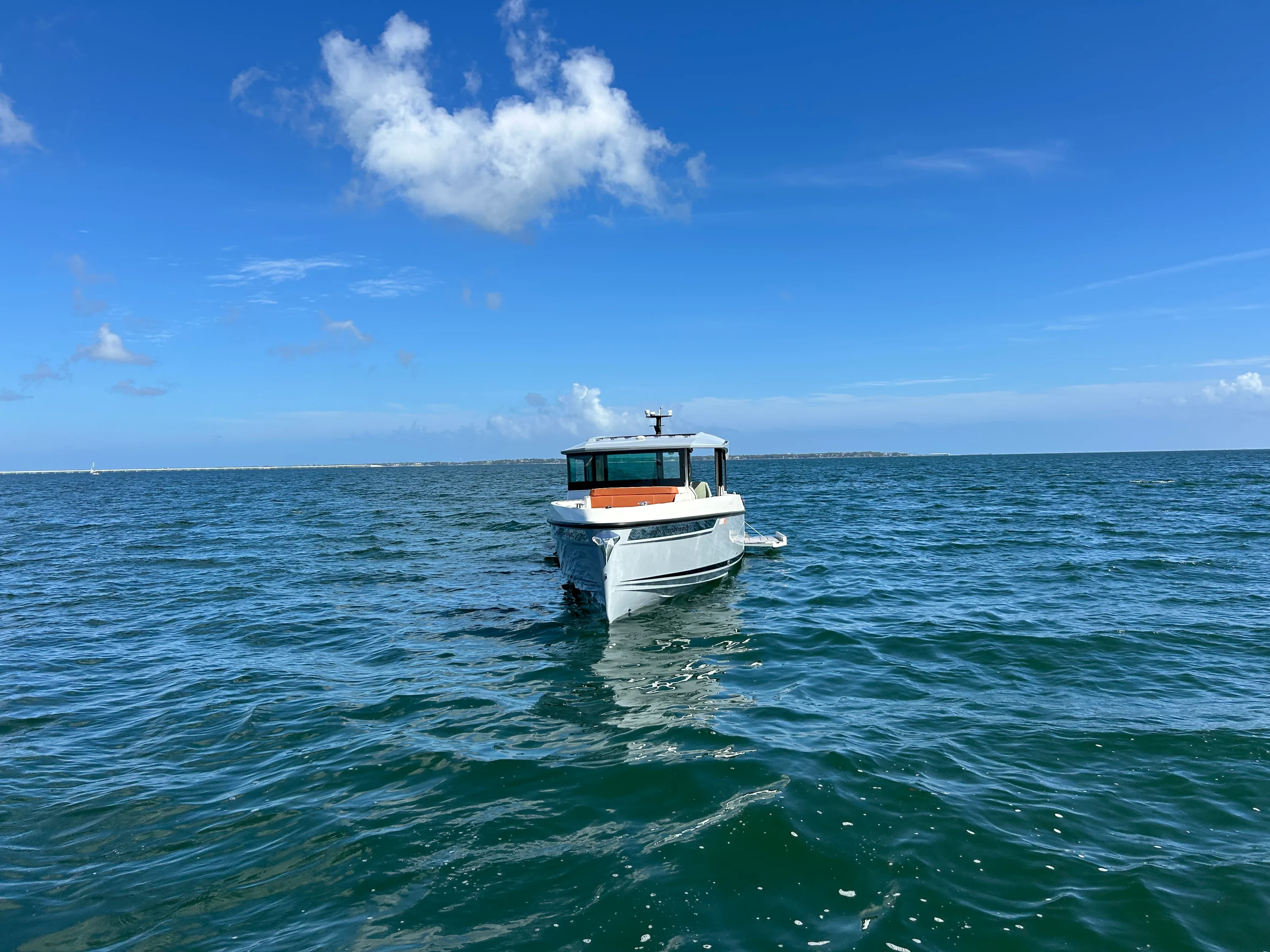 2025 Saxdor 320 GTC Image Thumbnail #12