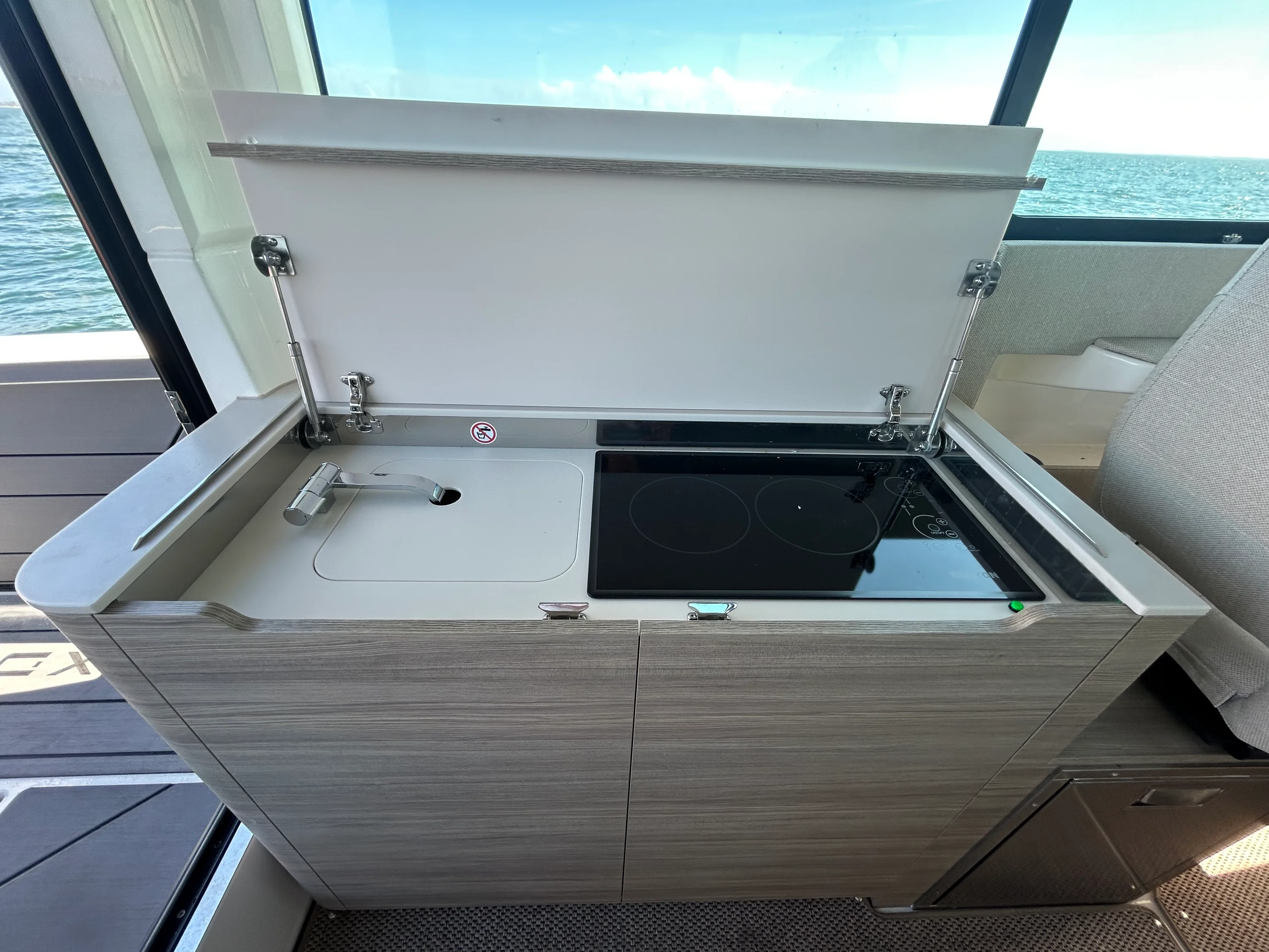 2025 Saxdor 320 GTC Image Thumbnail #18