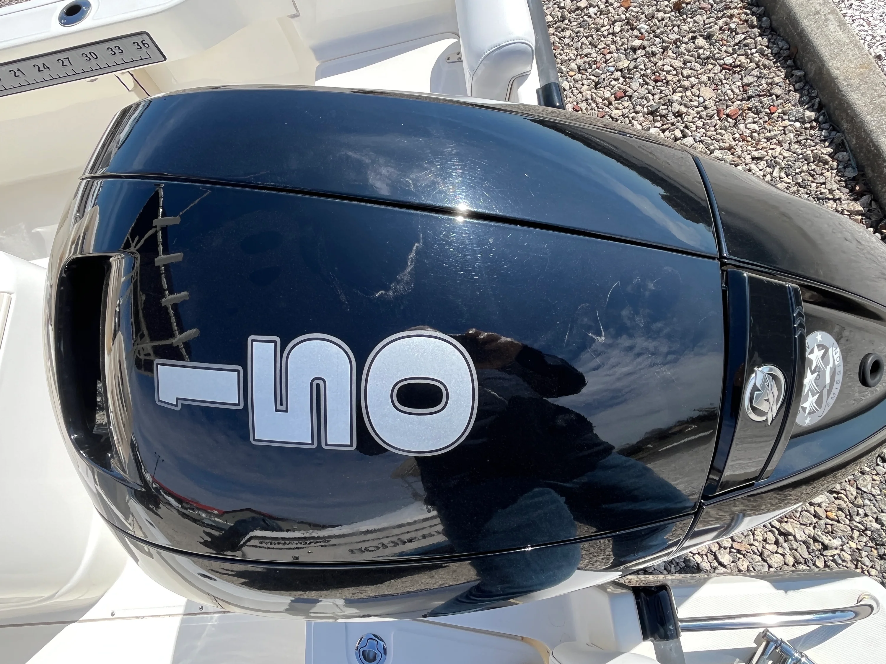 2021 Boston Whaler 190 OUTRAGE Image Thumbnail #9