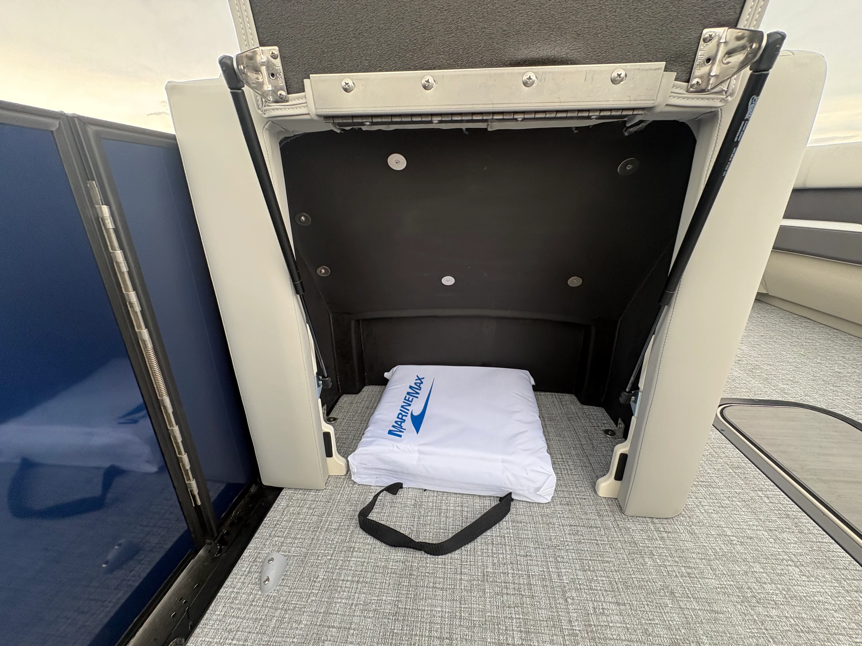 2025 Harris 230 Cruiser Image Thumbnail #30