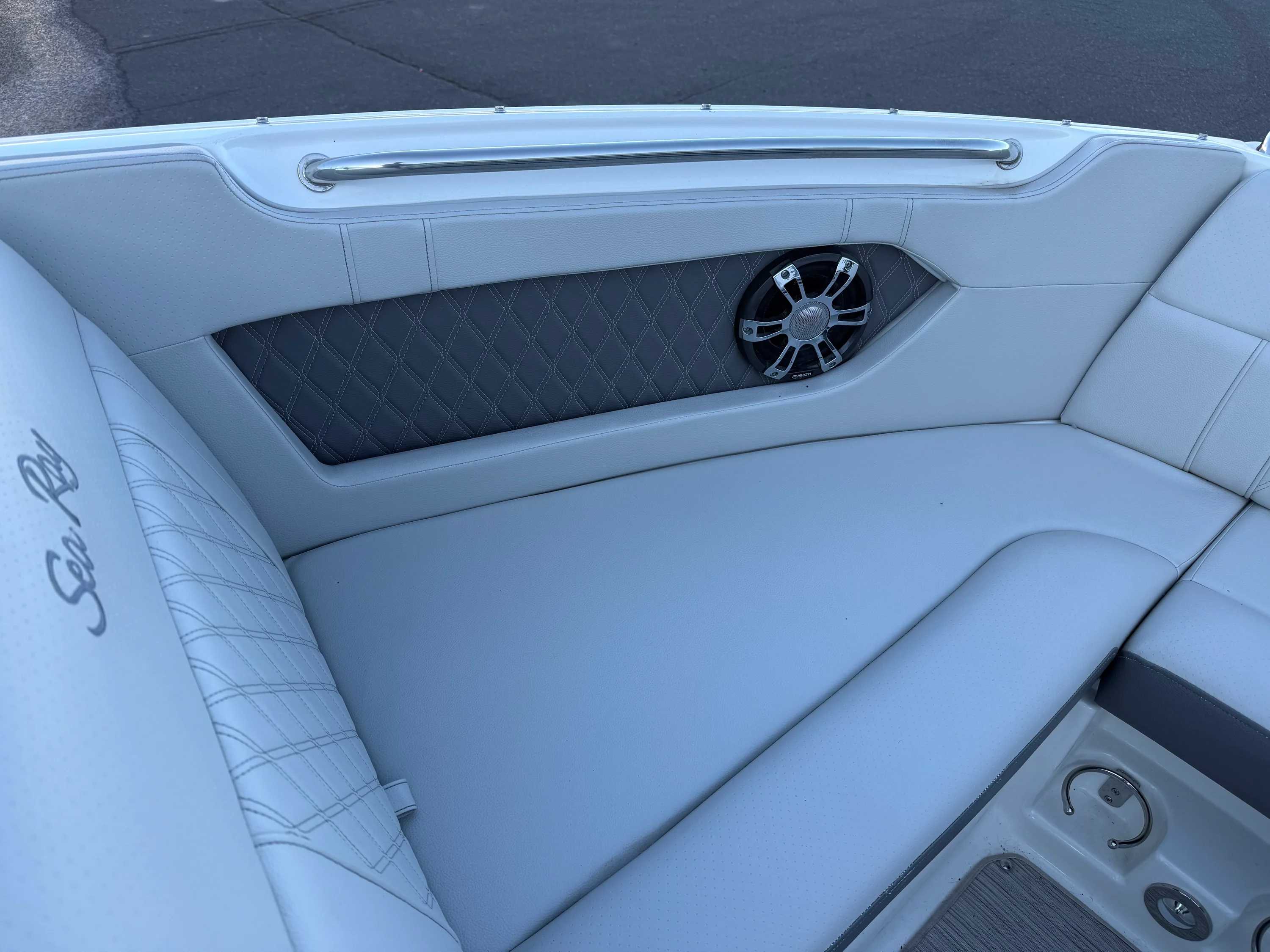 2020 Sea Ray 230 SLX Image Thumbnail #21
