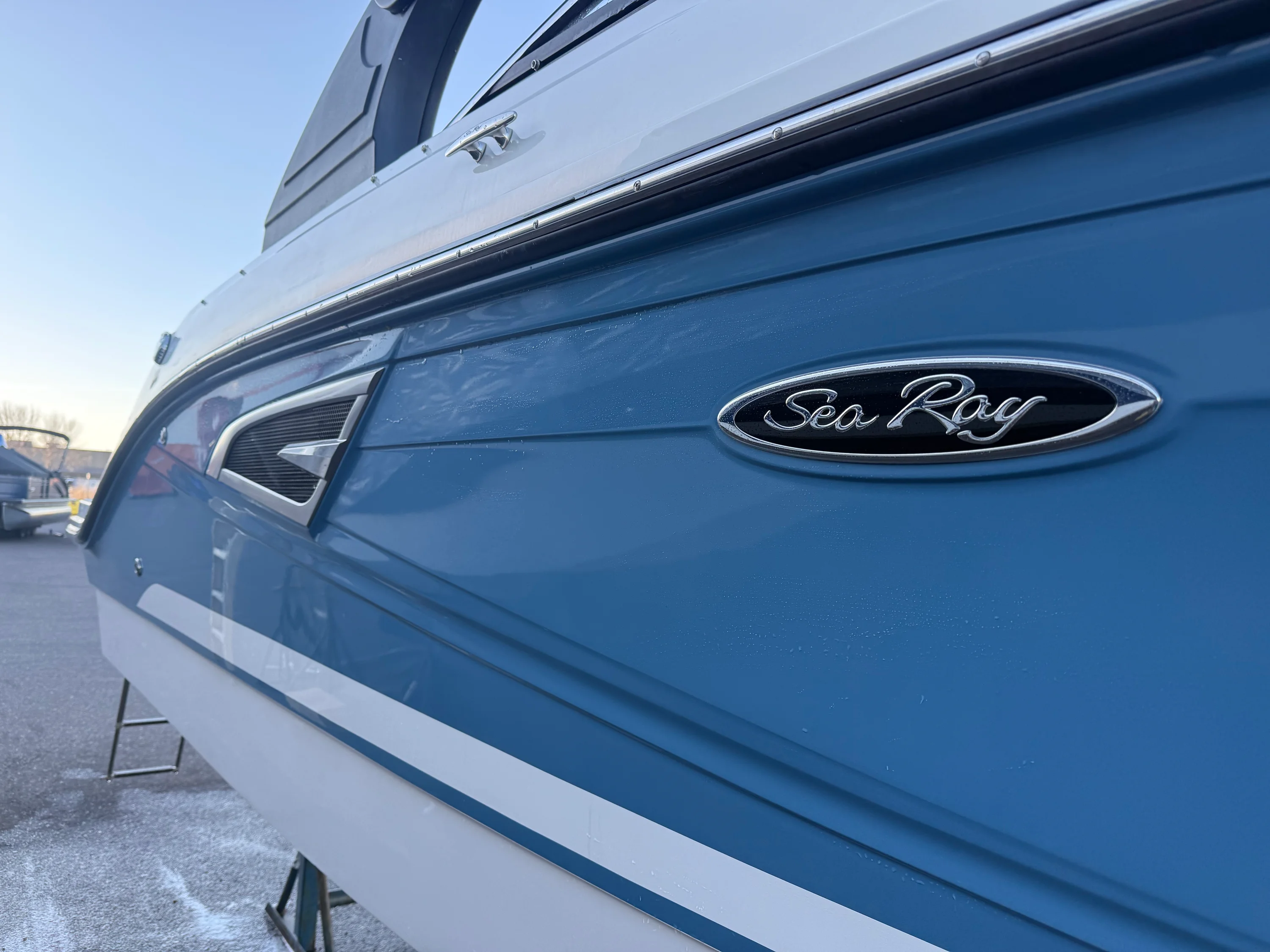 2020 Sea Ray 230 SLX Image Thumbnail #7