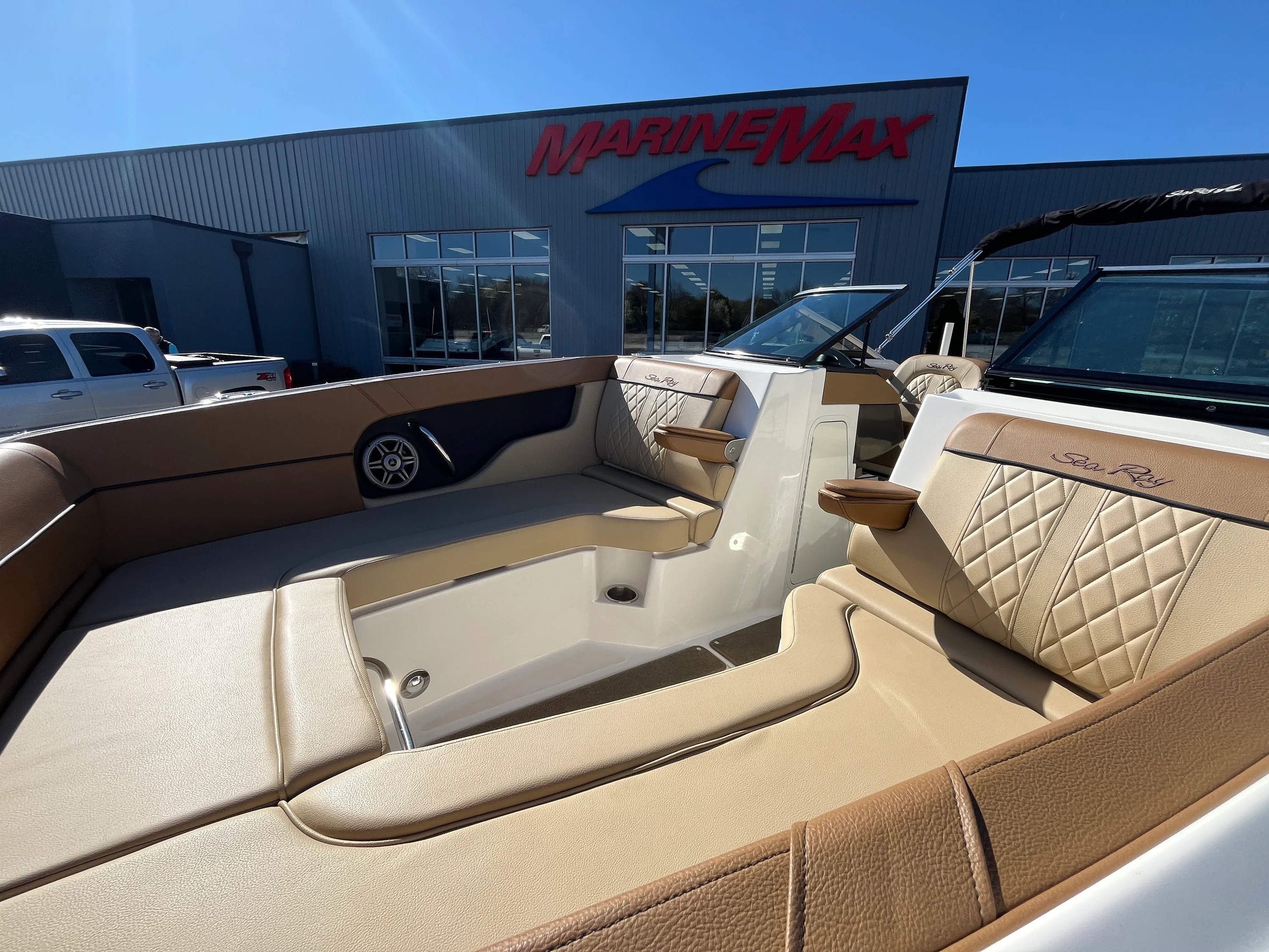 2015 Sea Ray 240 SUNDECK Image Thumbnail #27