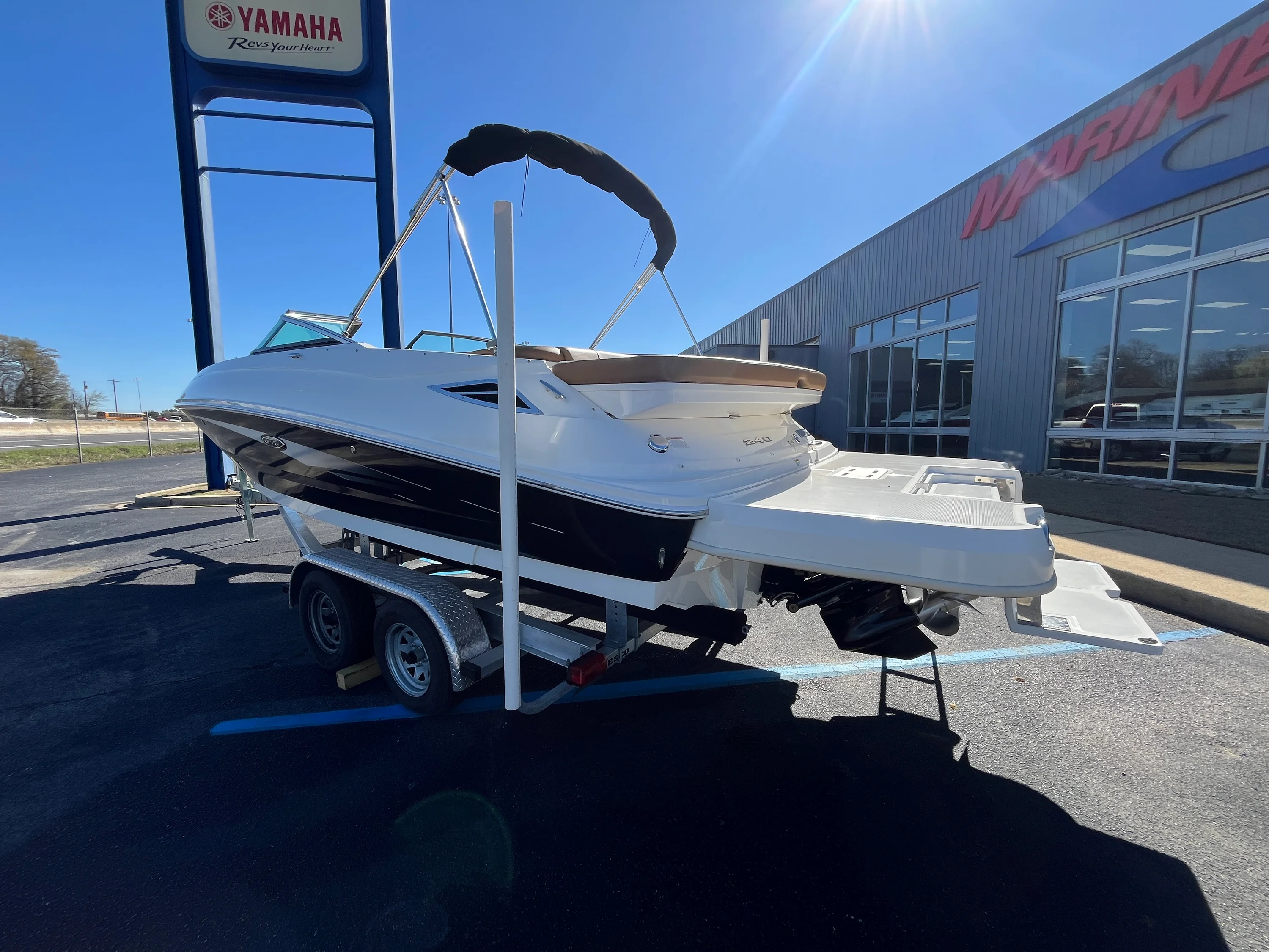 2015 Sea Ray 240 SUNDECK Image Thumbnail #9