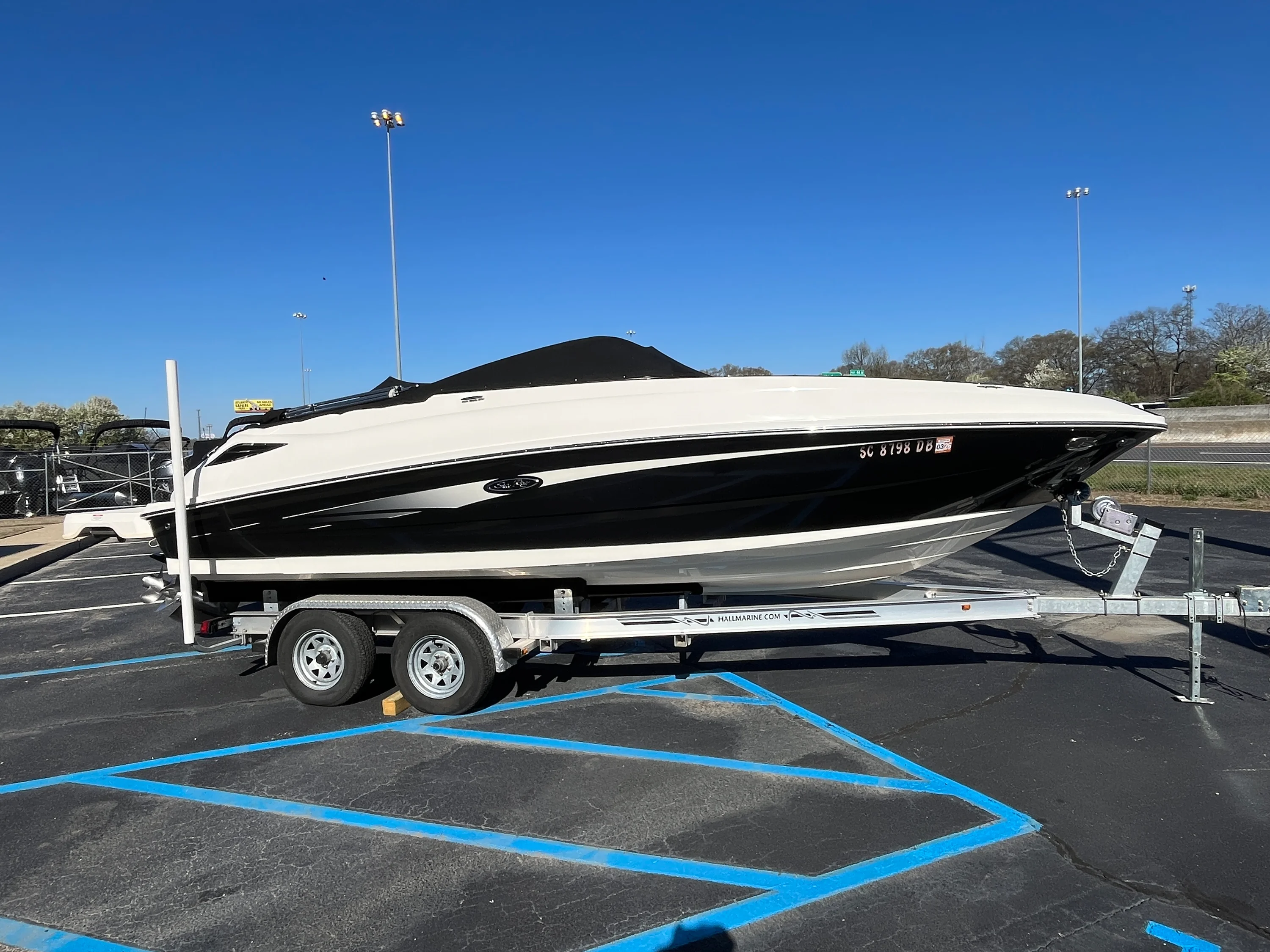 2015 Sea Ray 240 SUNDECK Image Thumbnail #4