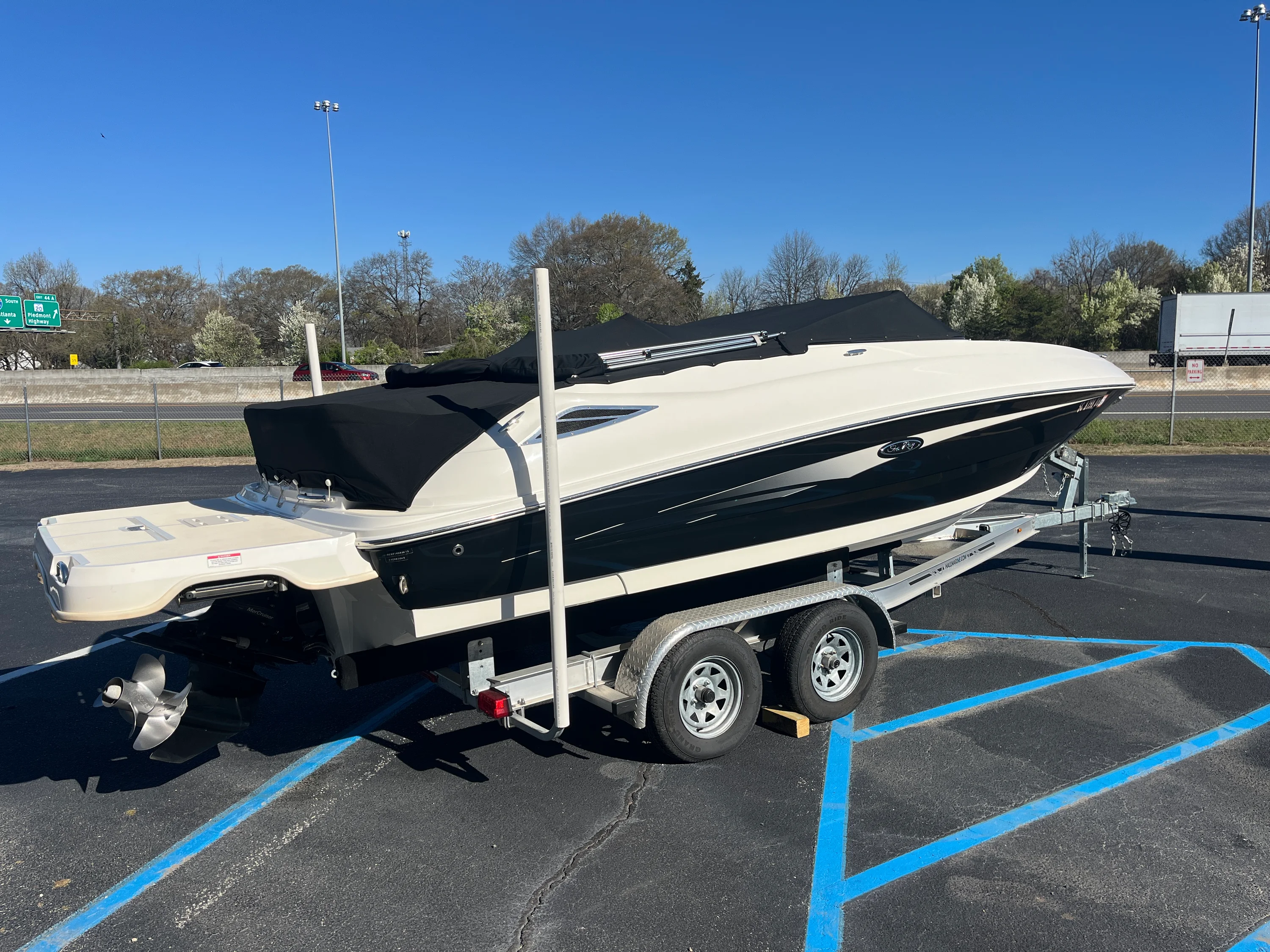 2015 Sea Ray 240 SUNDECK Image Thumbnail #5