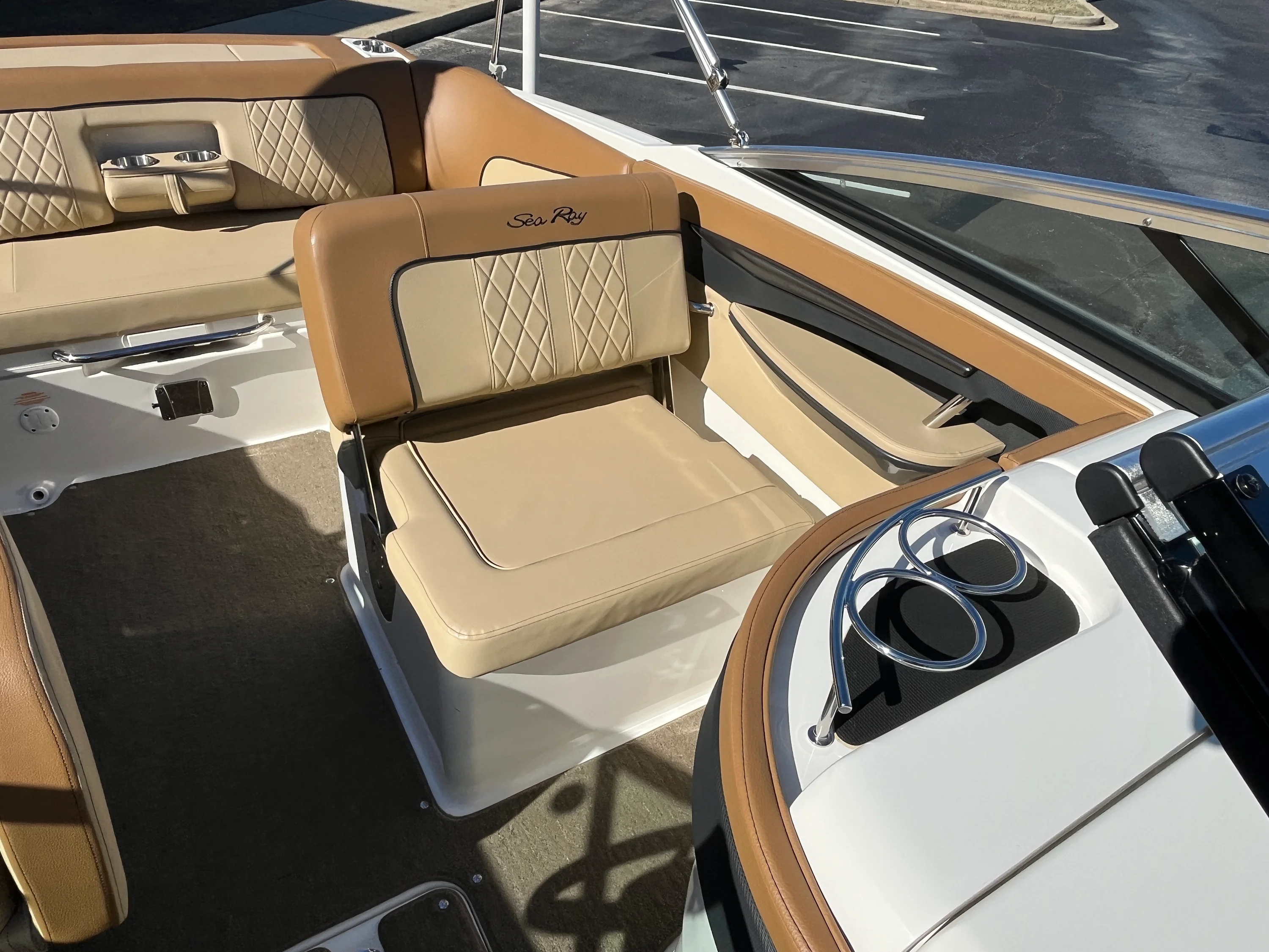 2015 Sea Ray 240 SUNDECK Image Thumbnail #14