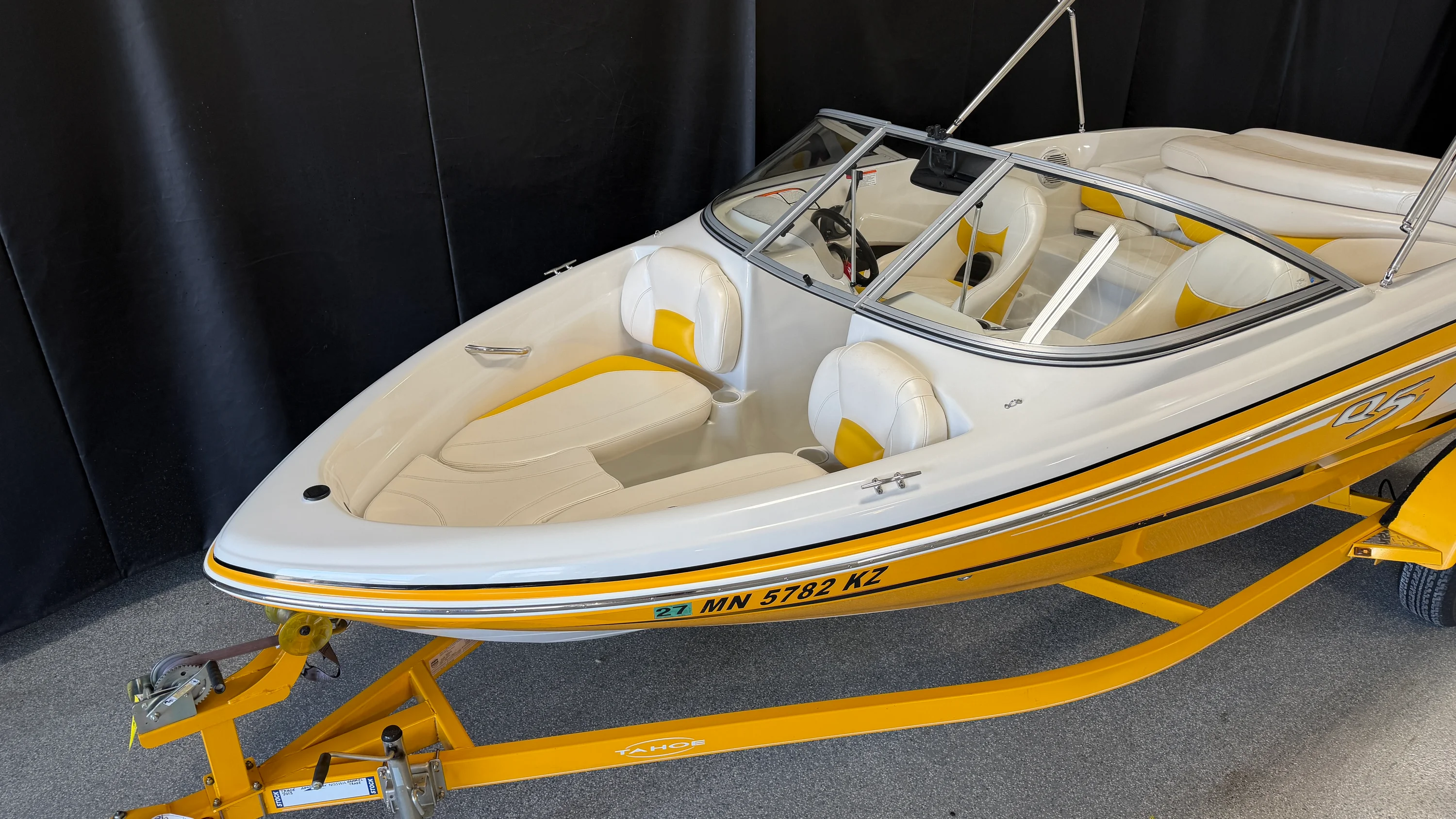 2013 Tahoe Q5I Image Thumbnail #4