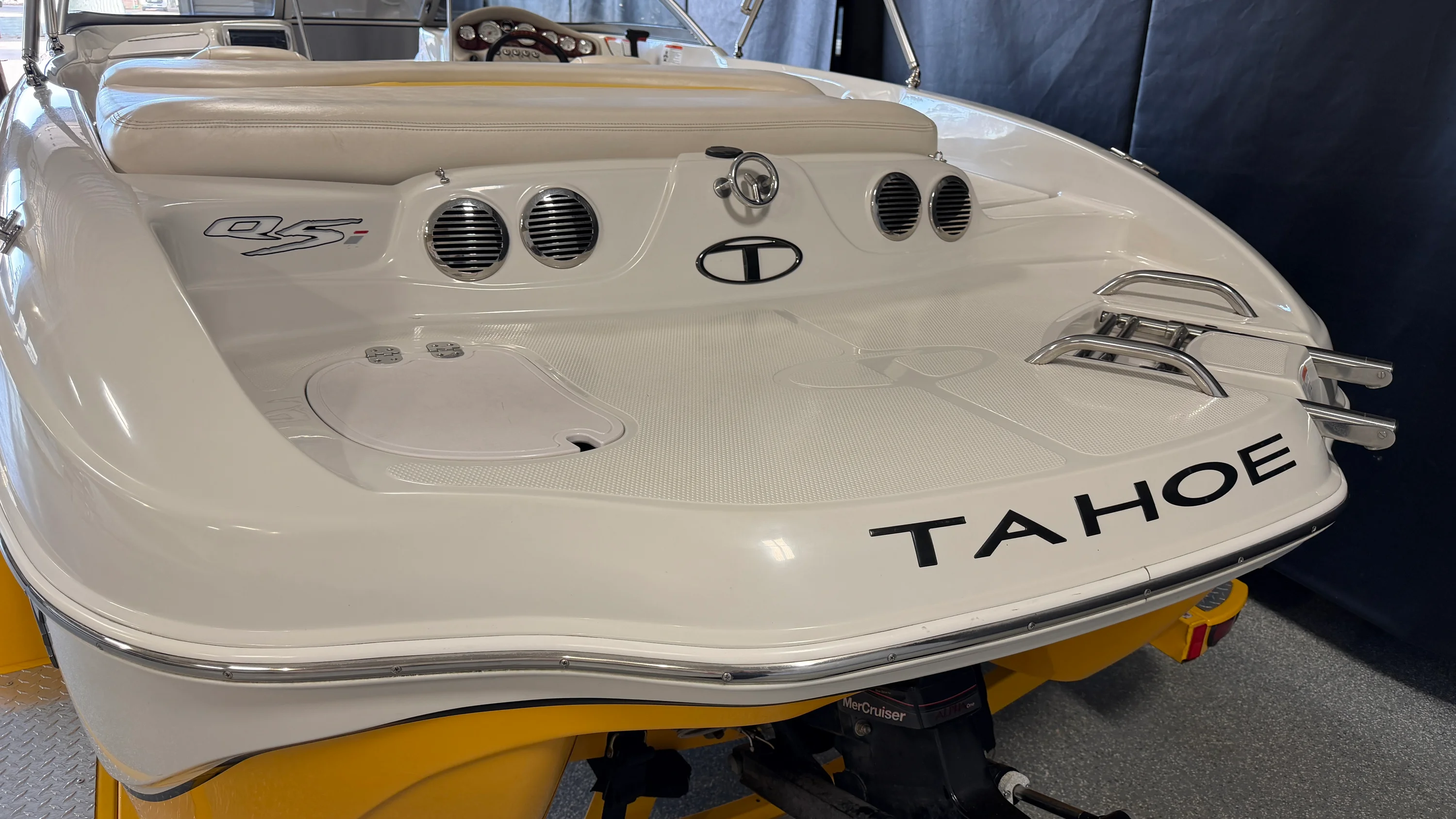 2013 Tahoe Q5I Image Thumbnail #11