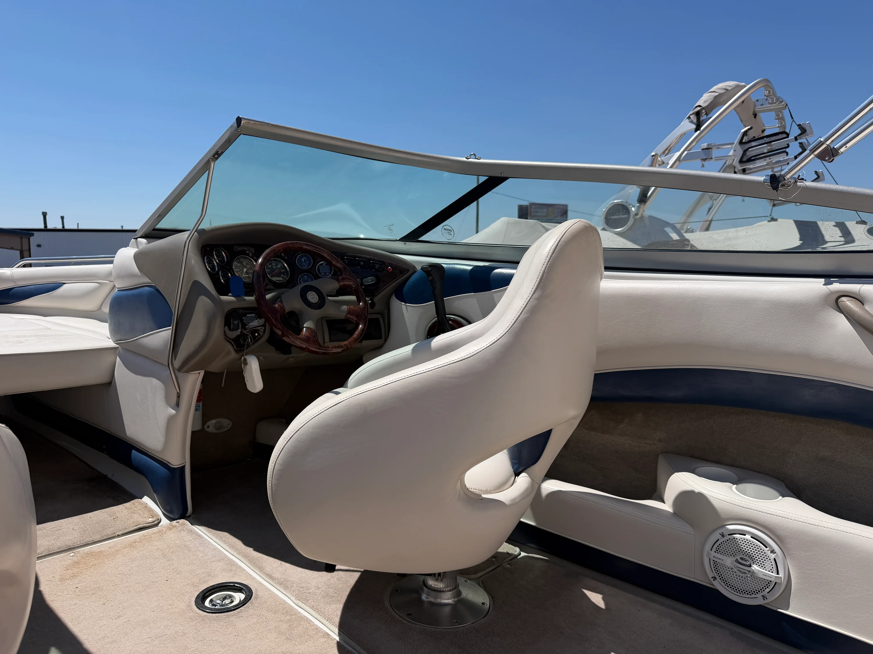 2002 Crownline 202BR Image Thumbnail #20