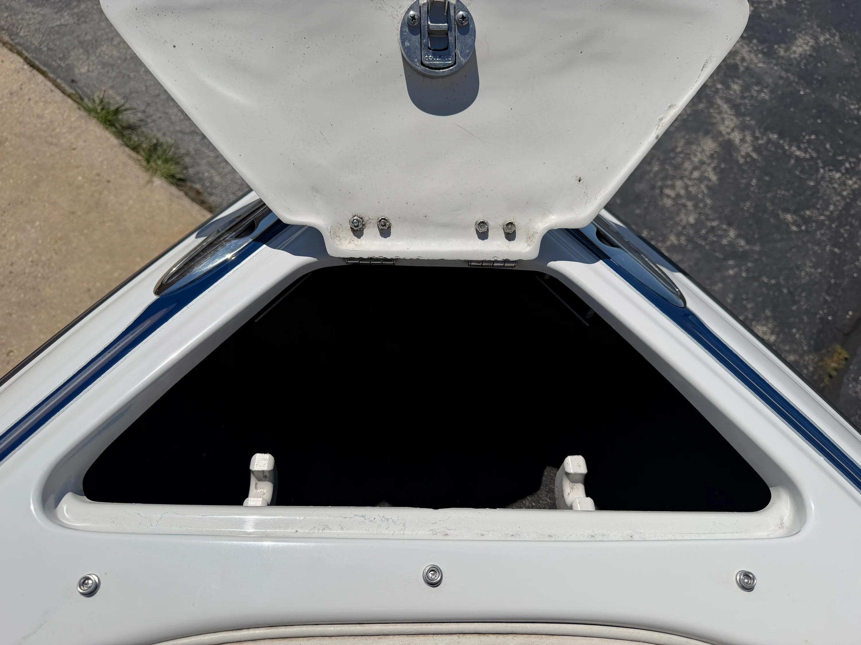 2002 Crownline 202BR Image Thumbnail #36