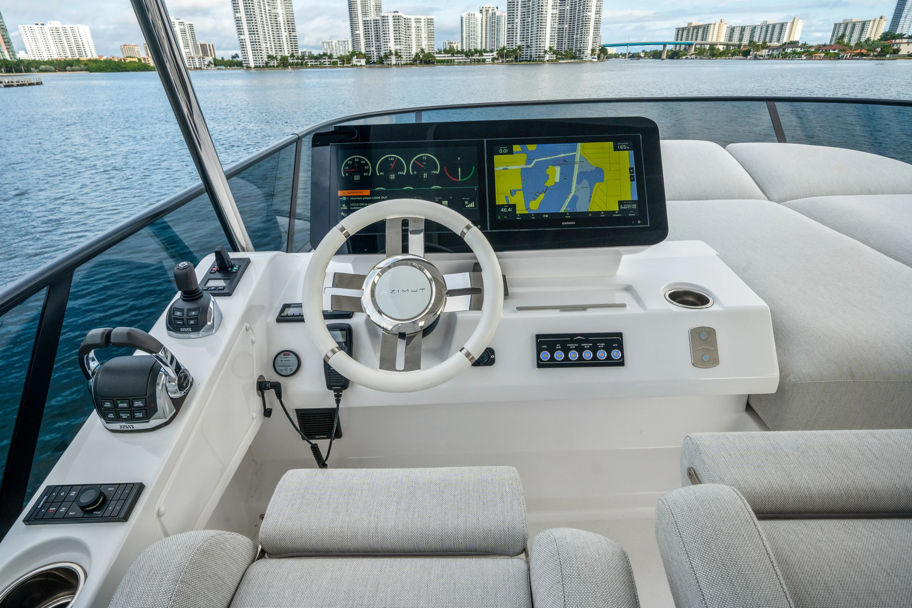 2023 Azimut 53 FLY Image Thumbnail #52